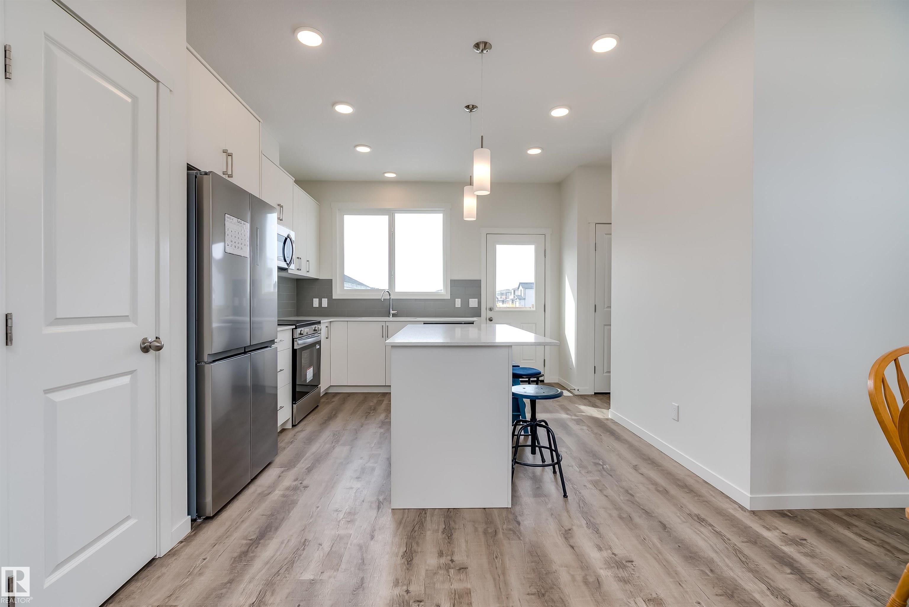 Photo 17 at 330 Edgemont Drive NW, Edgemont, Edmonton