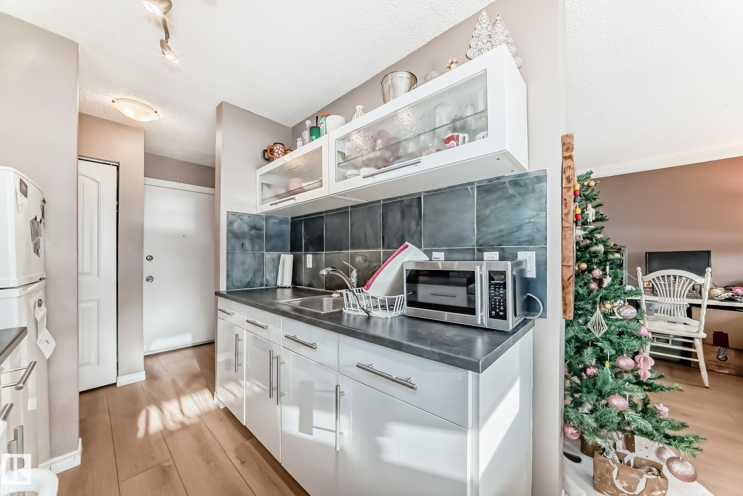 Photo 11 at 102 - 10149 83 Avenue NW, Strathcona, Edmonton