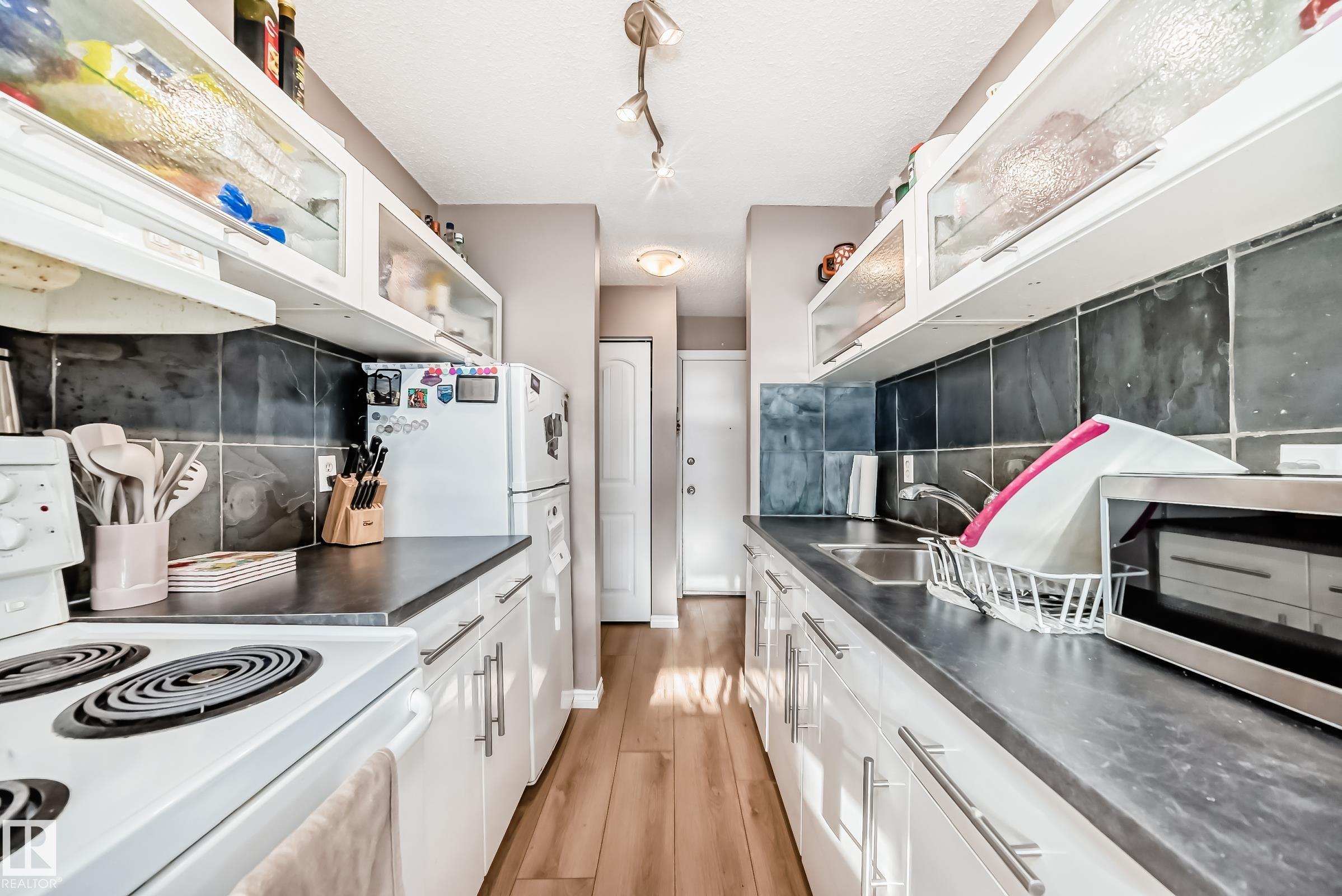 Photo 9 at 102 - 10149 83 Avenue NW, Strathcona, Edmonton