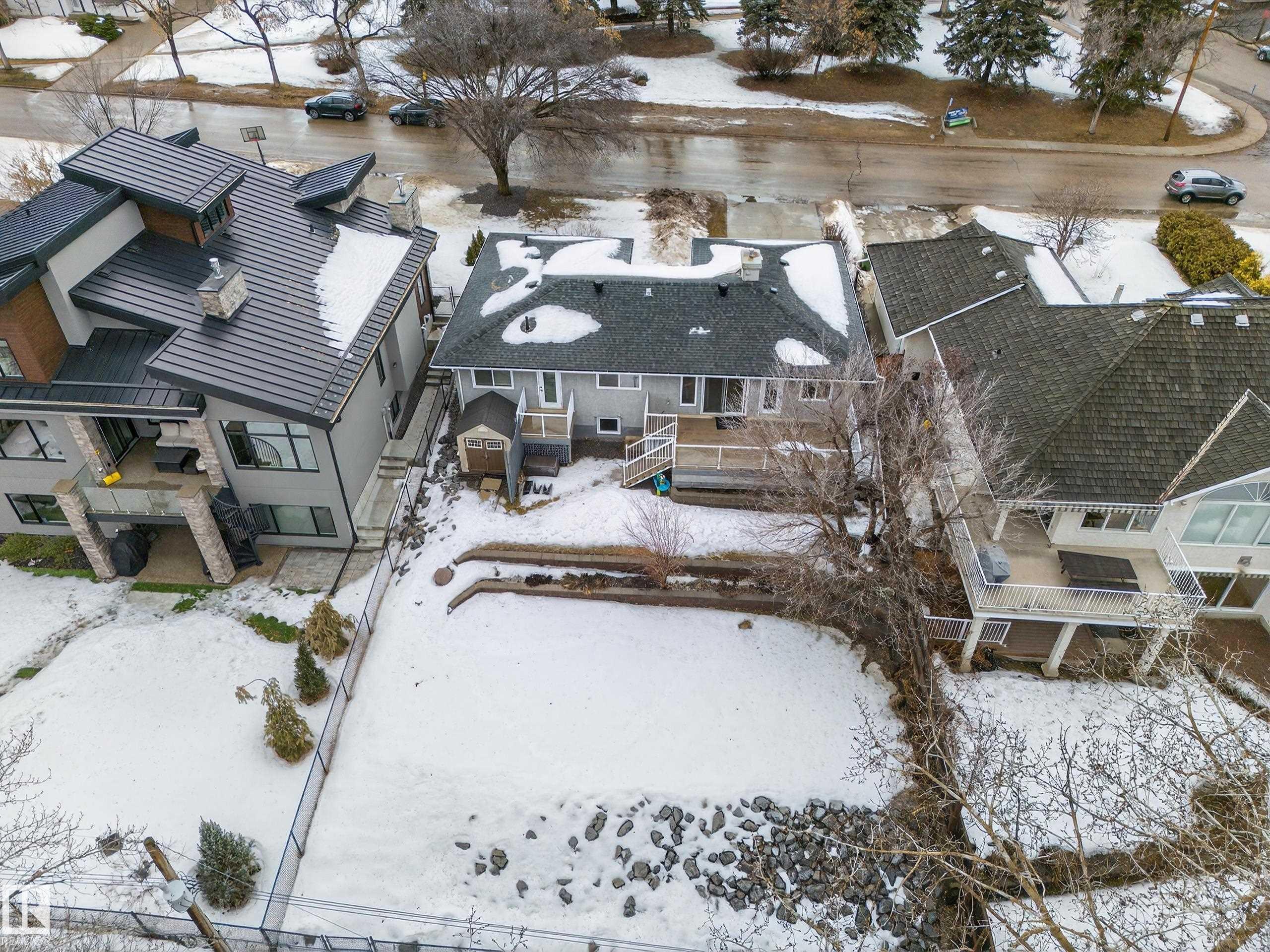 82 Mission Avenue, Mission, St. Albert