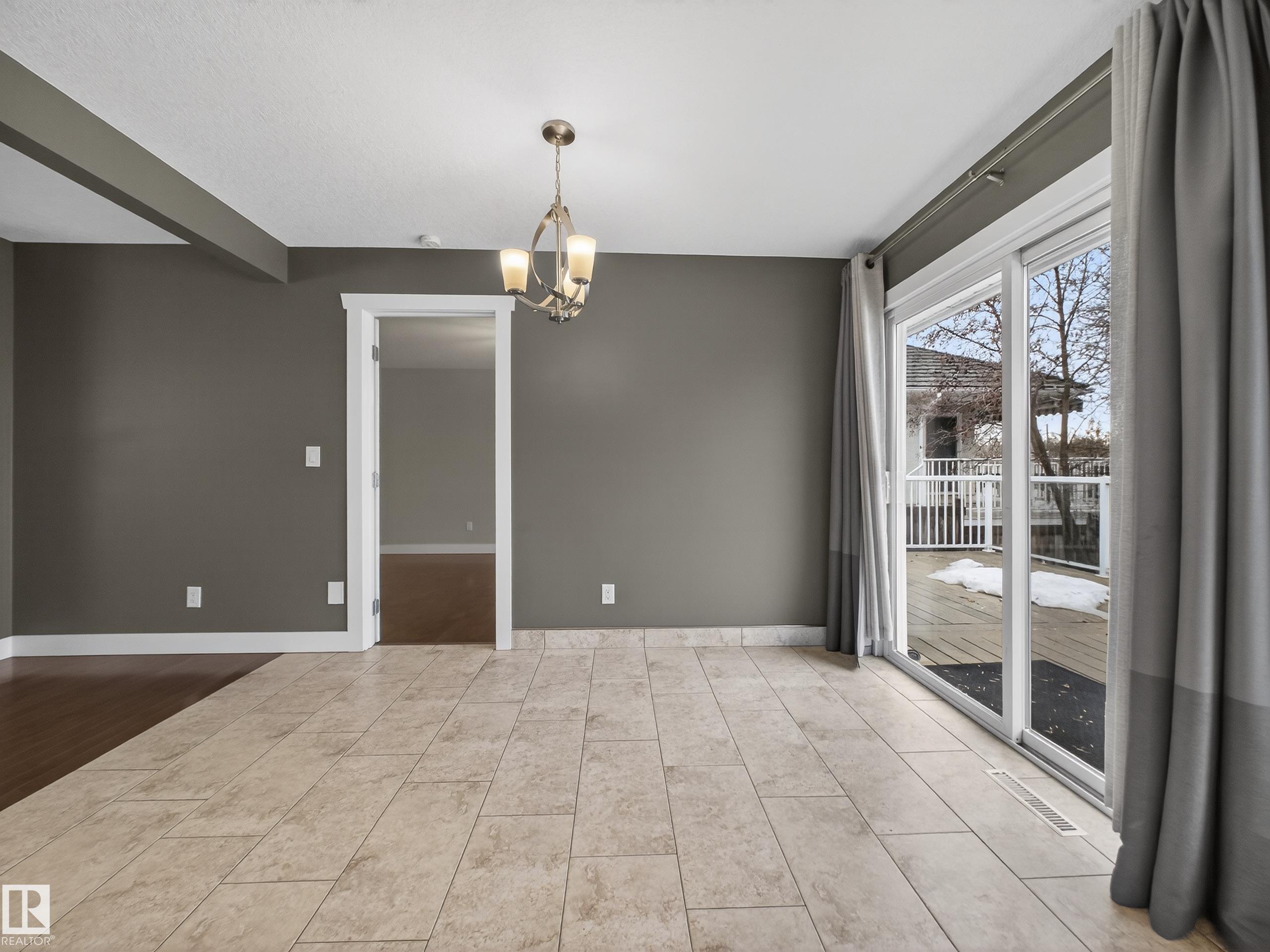 Photo 24 at 82 Mission Avenue, Mission, St. Albert