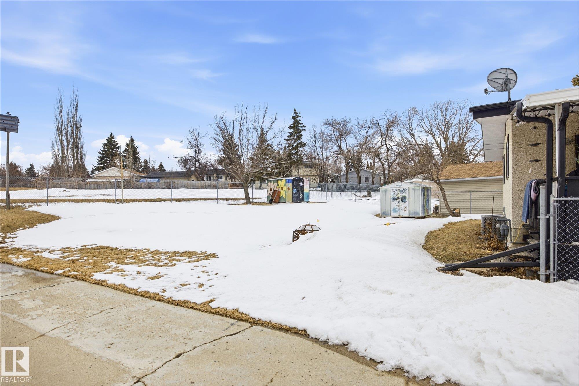 Photo 30 at 46 Mission Street, Mills Haven, Sherwood Park