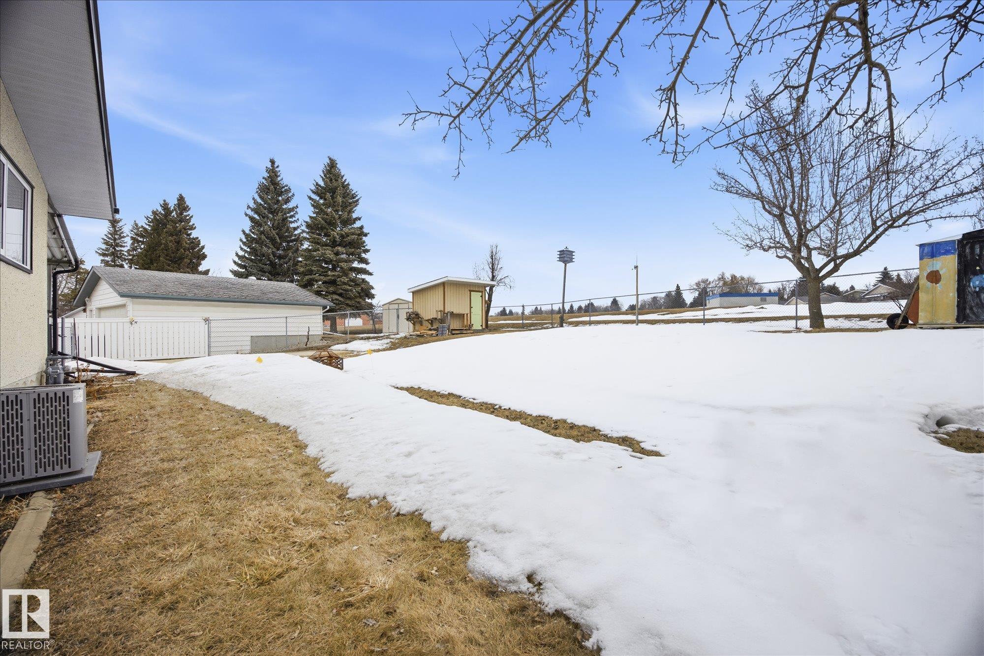 Photo 33 at 46 Mission Street, Mills Haven, Sherwood Park