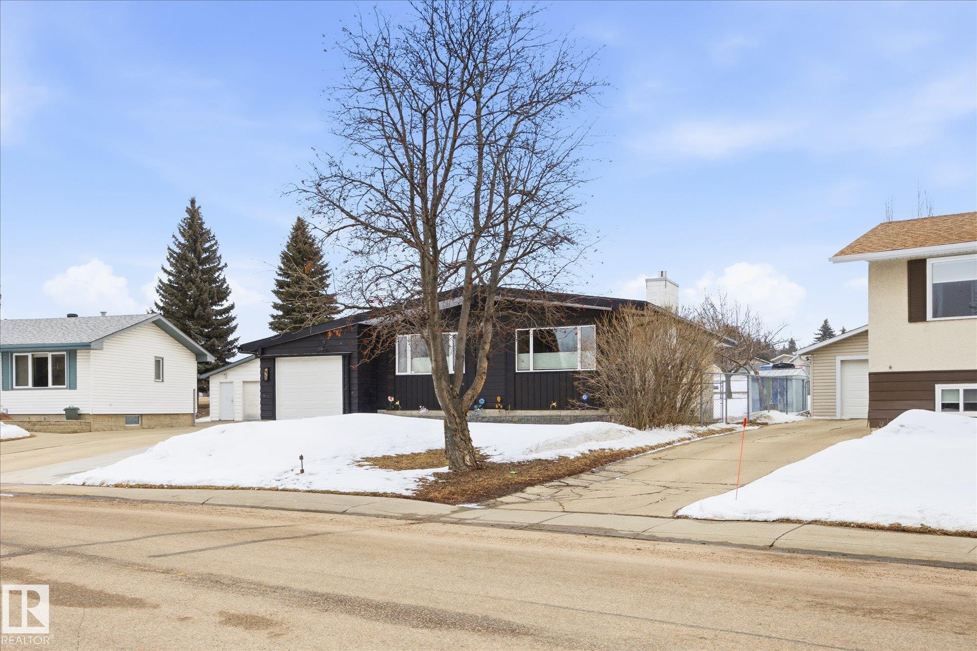 Photo 38 at 46 Mission Street, Mills Haven, Sherwood Park
