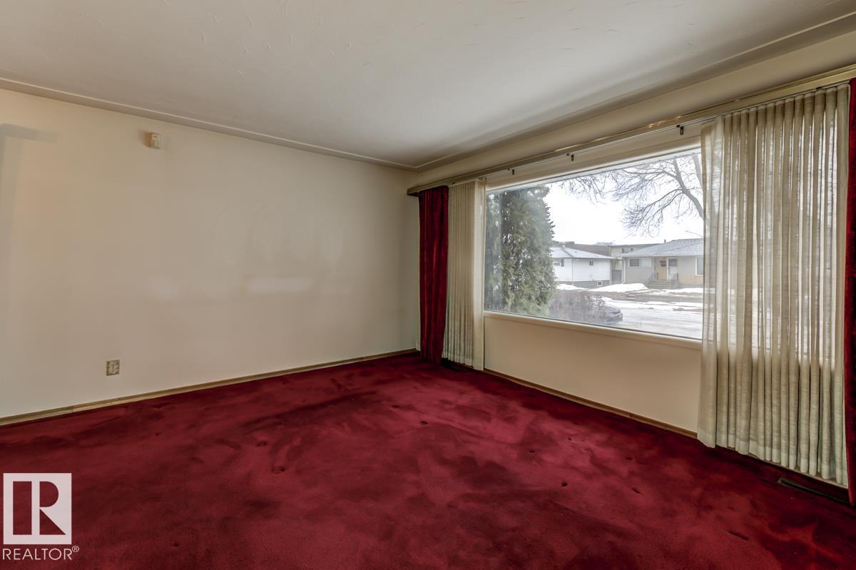 Photo 13 at 4021 117 Avenue NW, Beverly Heights, Edmonton