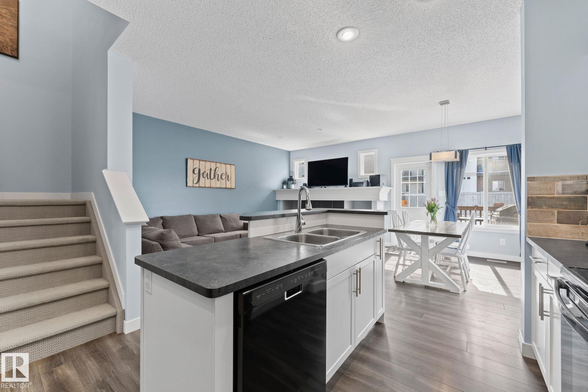 Photo 12 at 43 Meadowview Court, McLaughlin, Spruce Grove