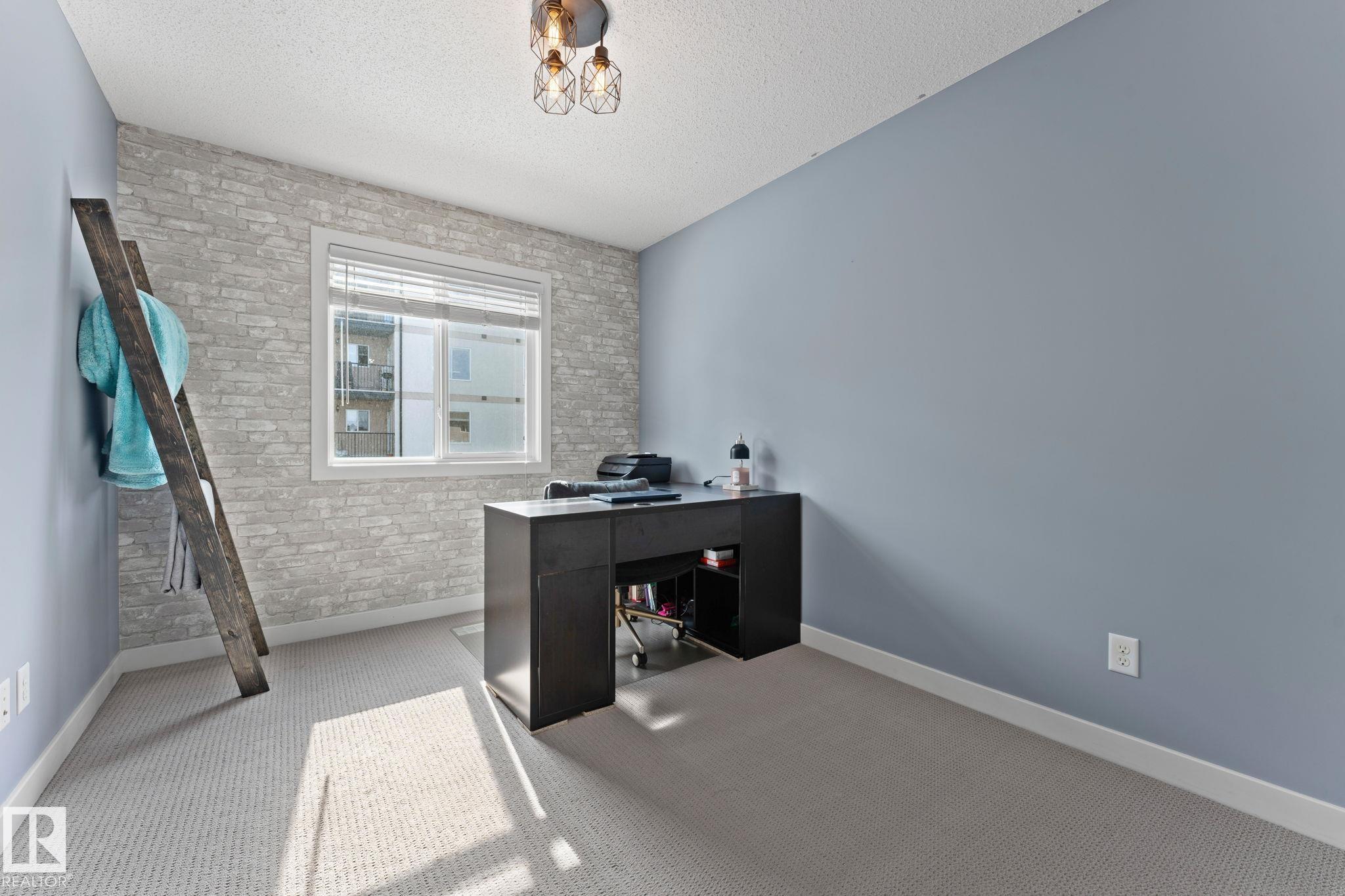 Photo 23 at 43 Meadowview Court, McLaughlin, Spruce Grove