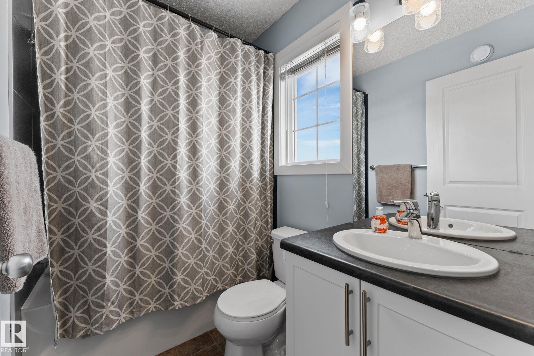 Photo 29 at 43 Meadowview Court, McLaughlin, Spruce Grove