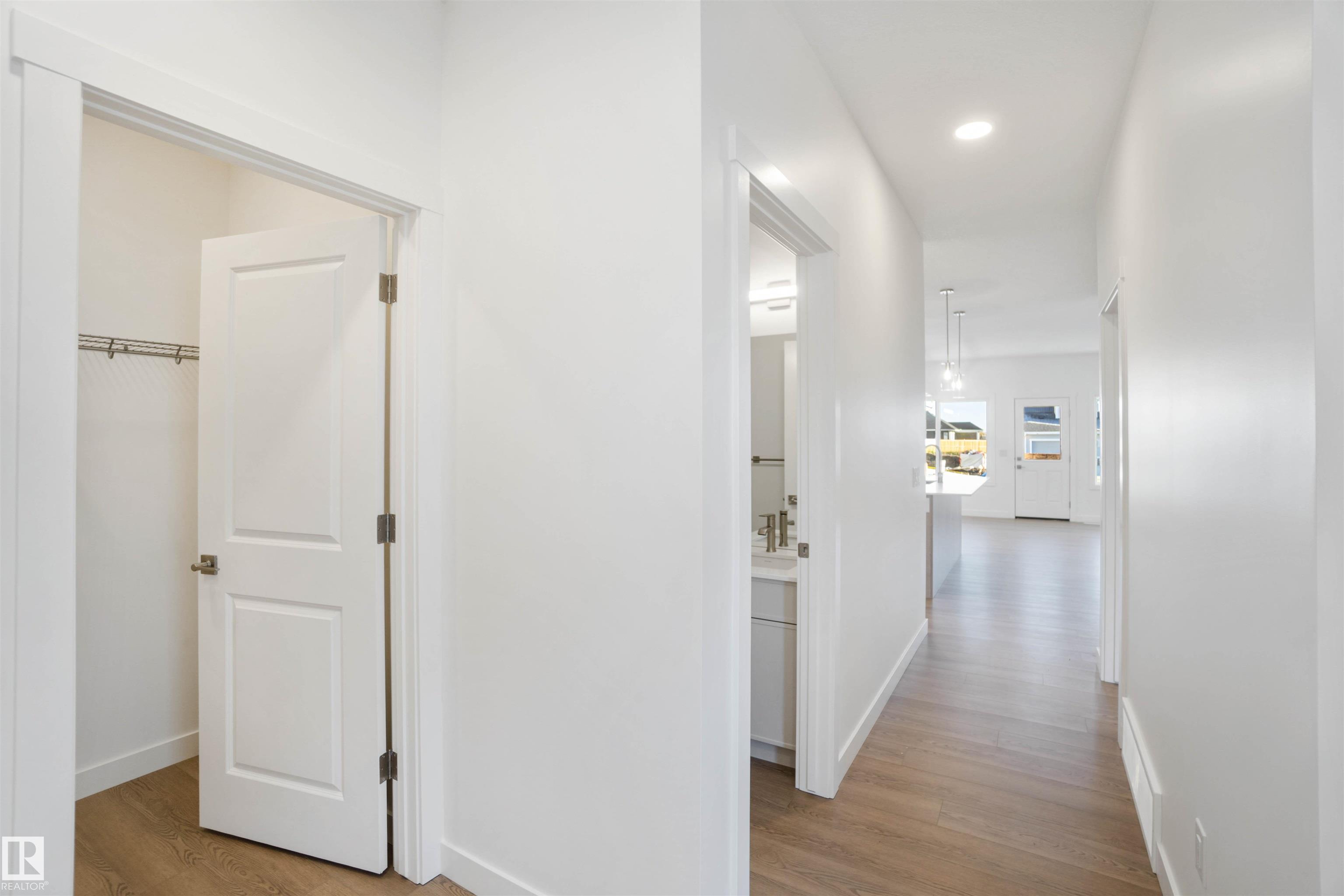 Photo 8 at 4027 207 Street NW, Edgemont, Edmonton