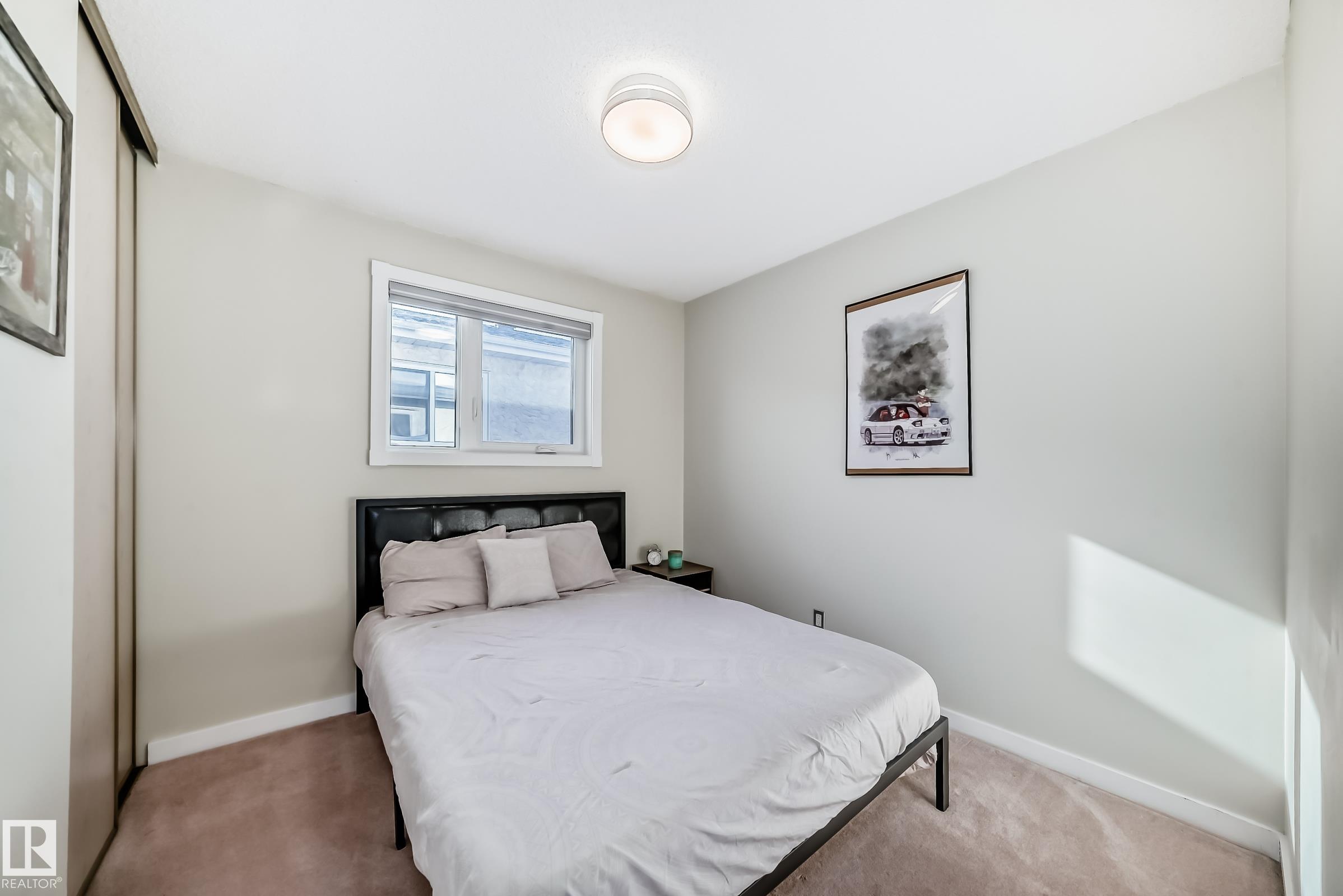 Photo 22 at 7011 190b Street NW, Lymburn, Edmonton