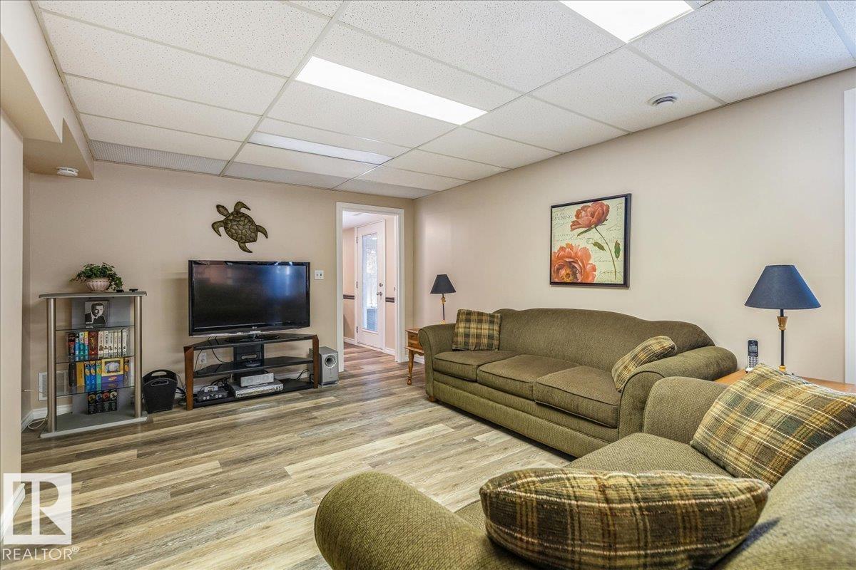 Photo 36 at 954 Rice Road NW, Rhatigan Ridge, Edmonton