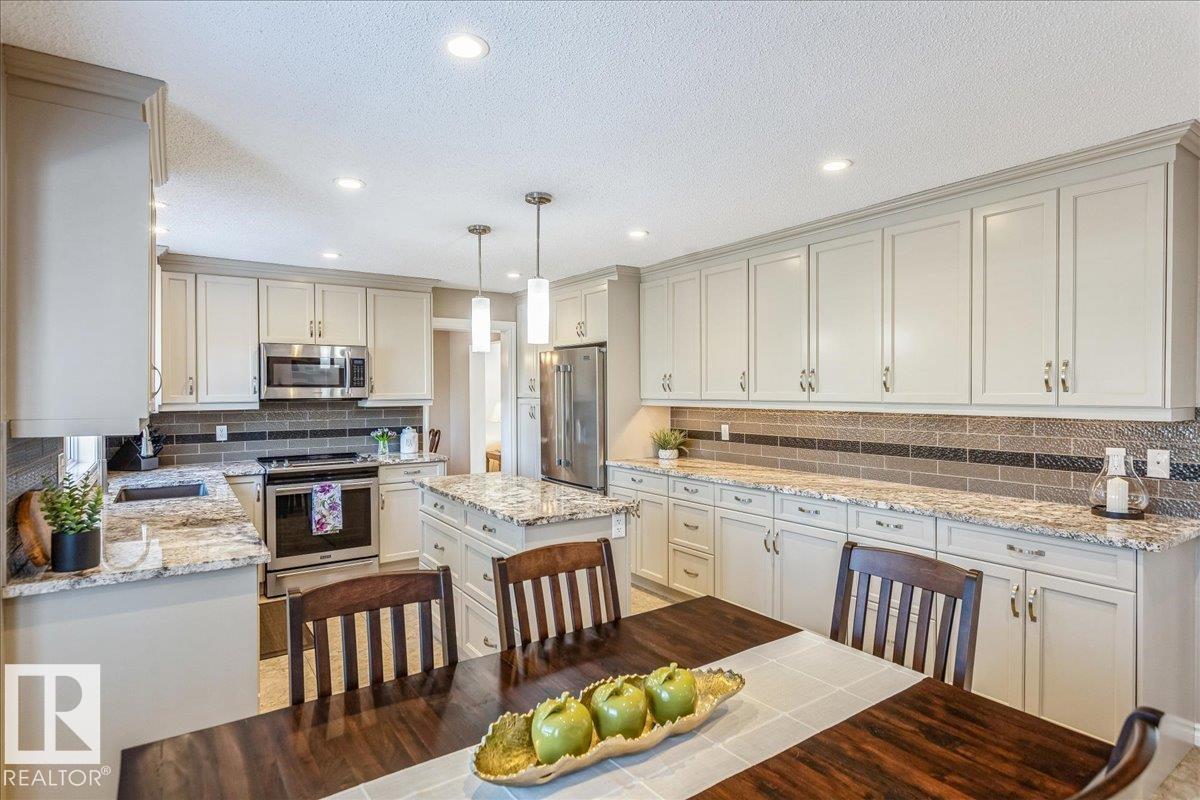 Photo 10 at 954 Rice Road NW, Rhatigan Ridge, Edmonton