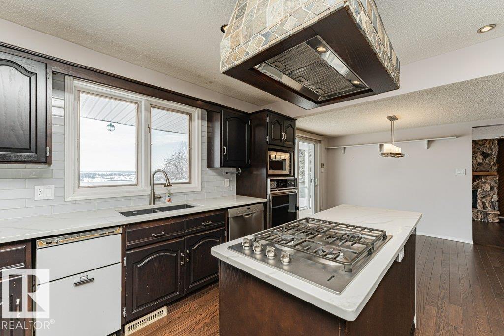 Photo 27 at 25-54418 Range Road 251, Upper Manor Estate, Rural Sturgeon County