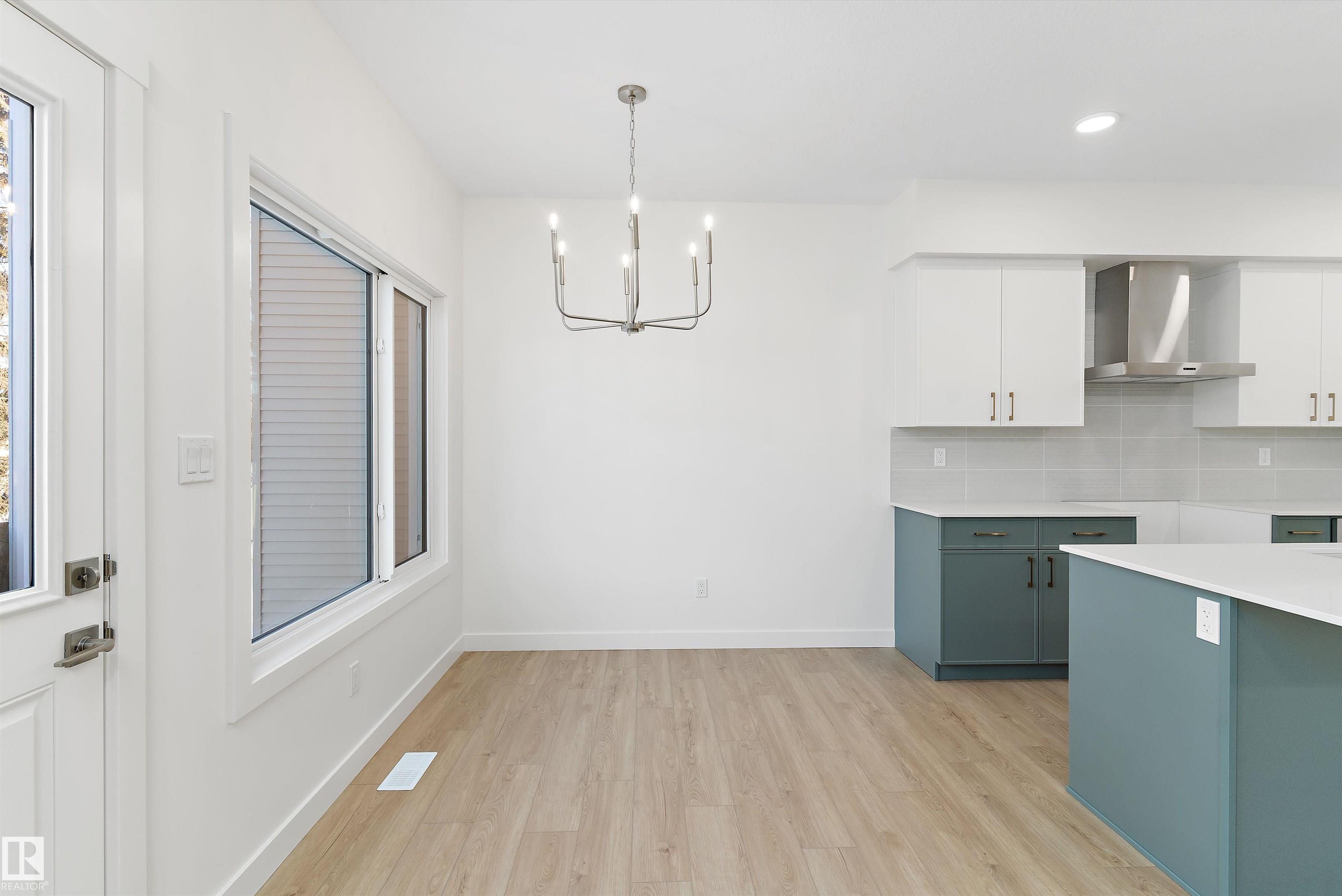 Photo 12 at 4015 207 Street NW, Edgemont, Edmonton