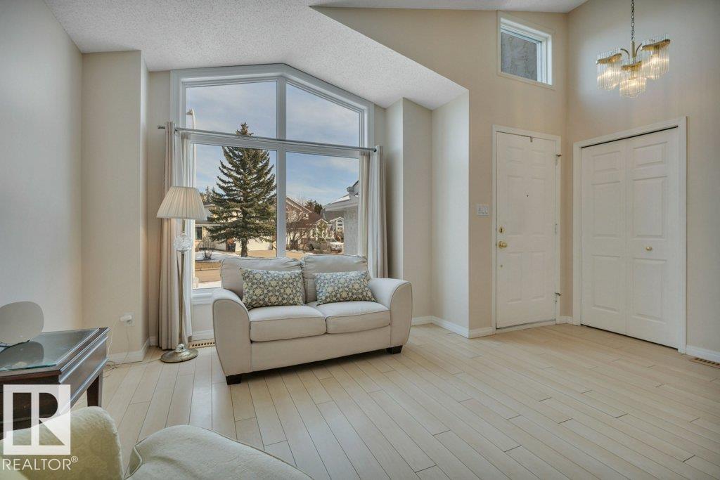 Photo 6 at 158 Rhatigan Road E NW, Rhatigan Ridge, Edmonton