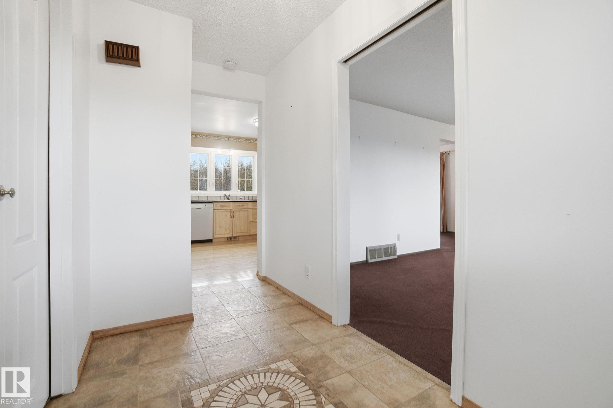 Photo 7 at 51357 Rge Road 231, Phoa Subdivision, Rural Strathcona County