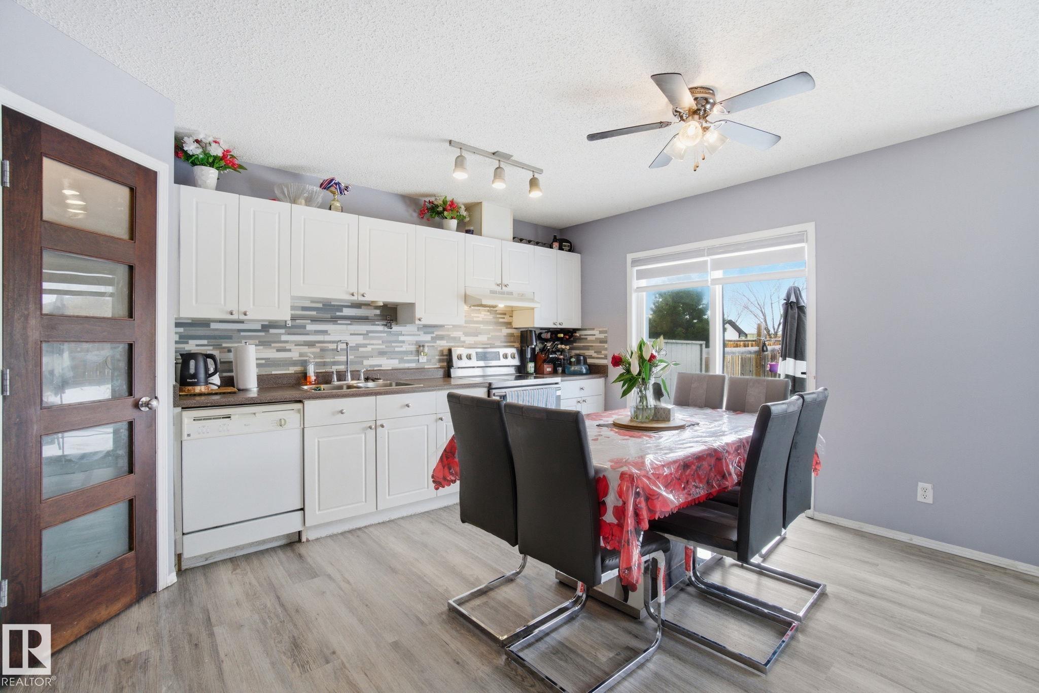 Photo 12 at 15736 141 Street NW, Carlton, Edmonton