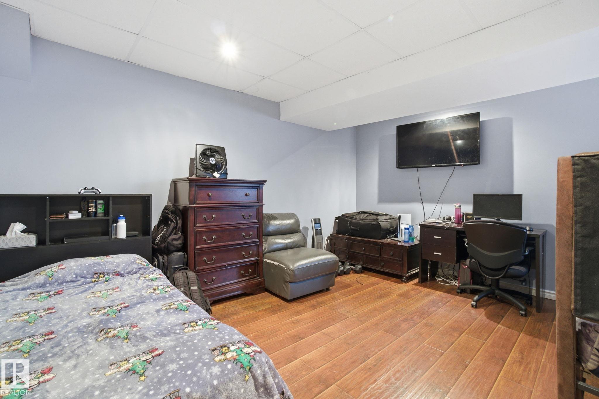 Photo 31 at 15736 141 Street NW, Carlton, Edmonton