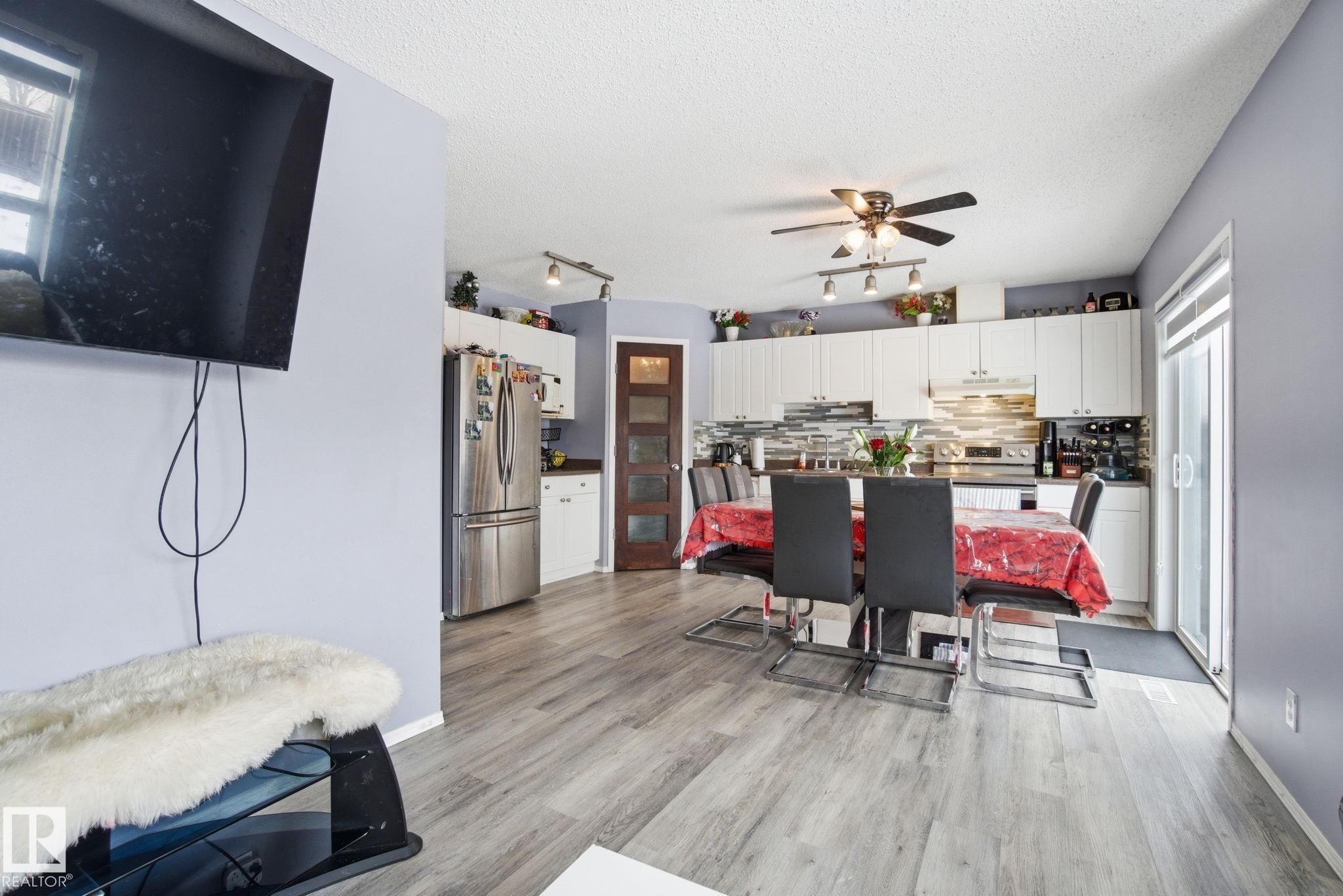 Photo 10 at 15736 141 Street NW, Carlton, Edmonton