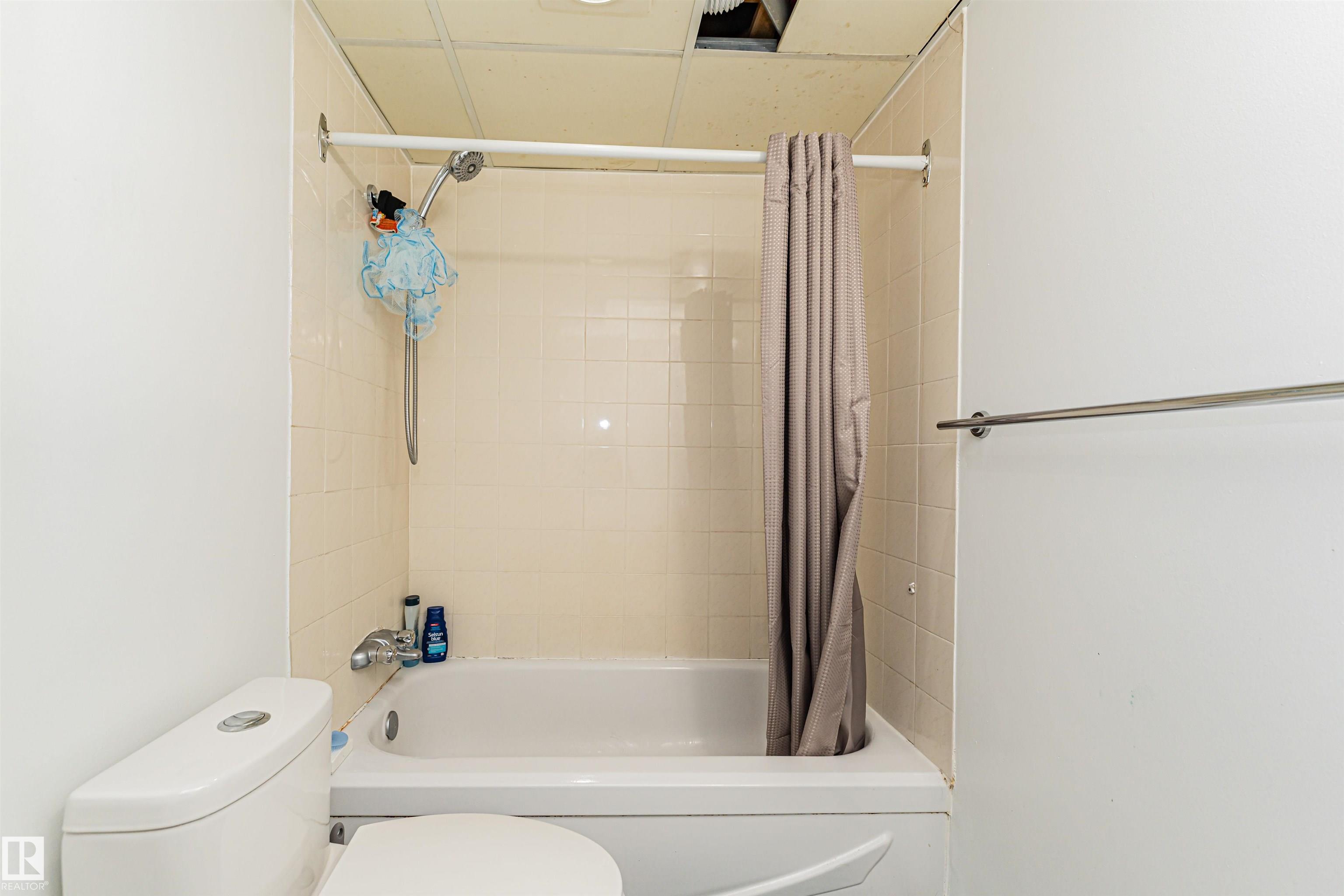 Photo 39 at 10412 39 Avenue NW, Duggan, Edmonton