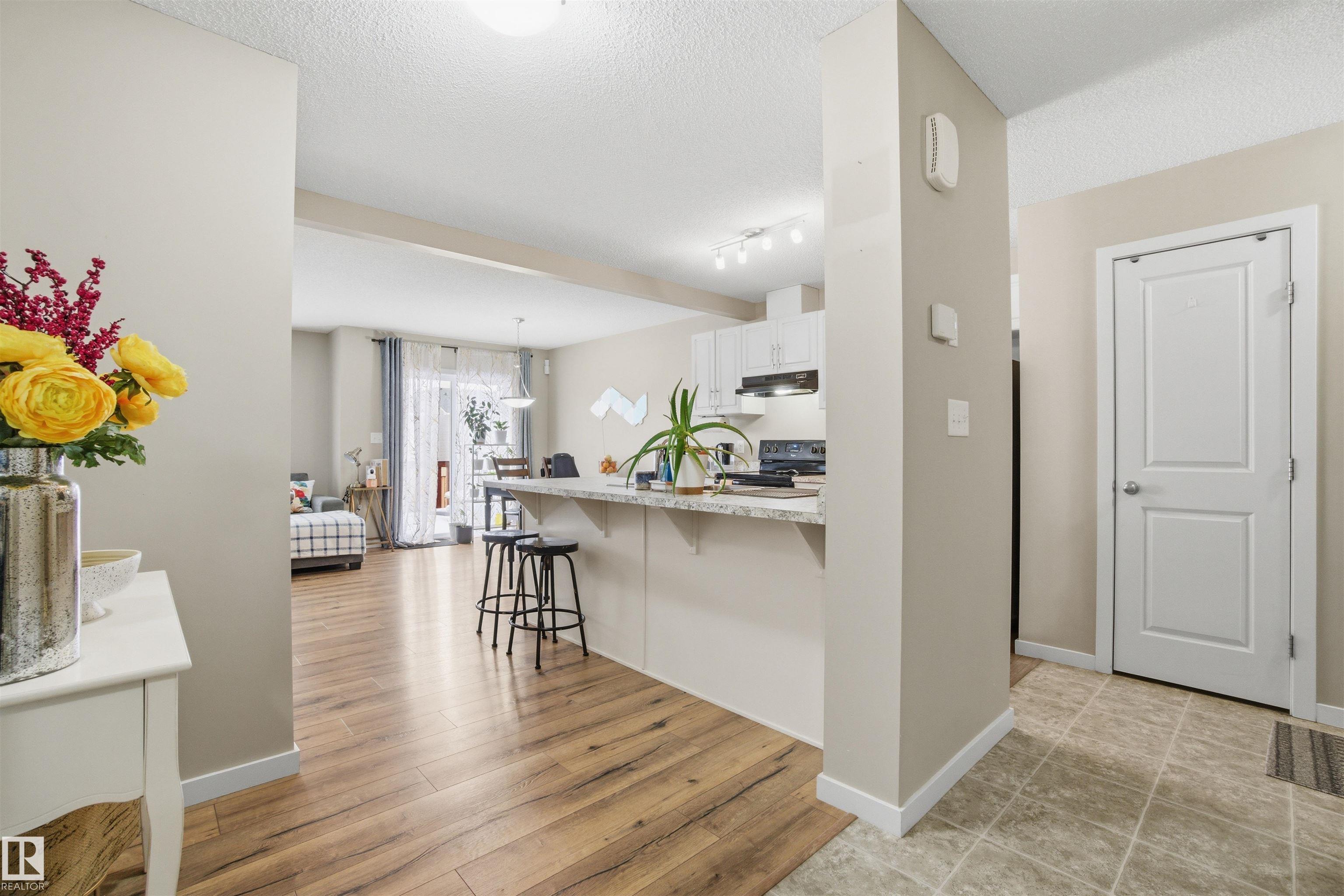 Photo 8 at 13905 138 Street NW, Hudson, Edmonton