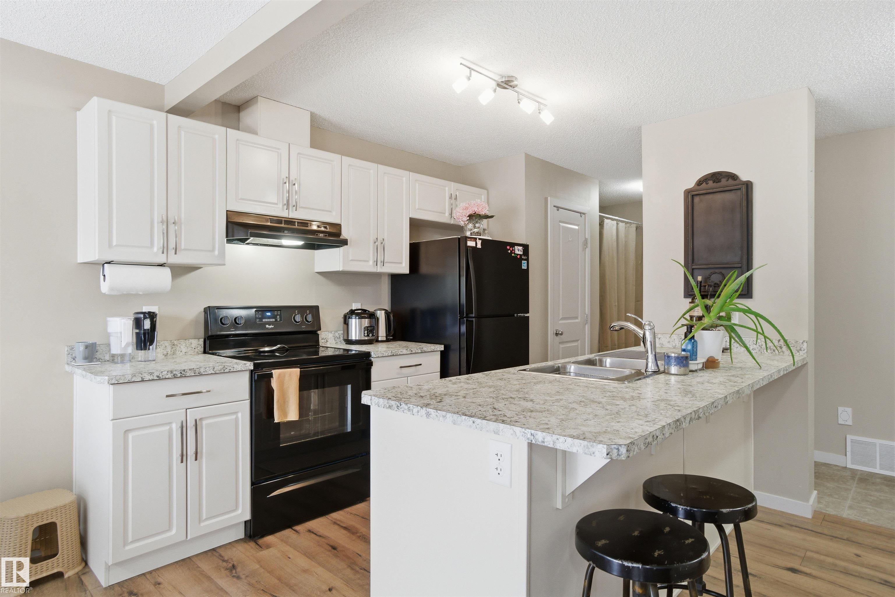 Photo 10 at 13905 138 Street NW, Hudson, Edmonton