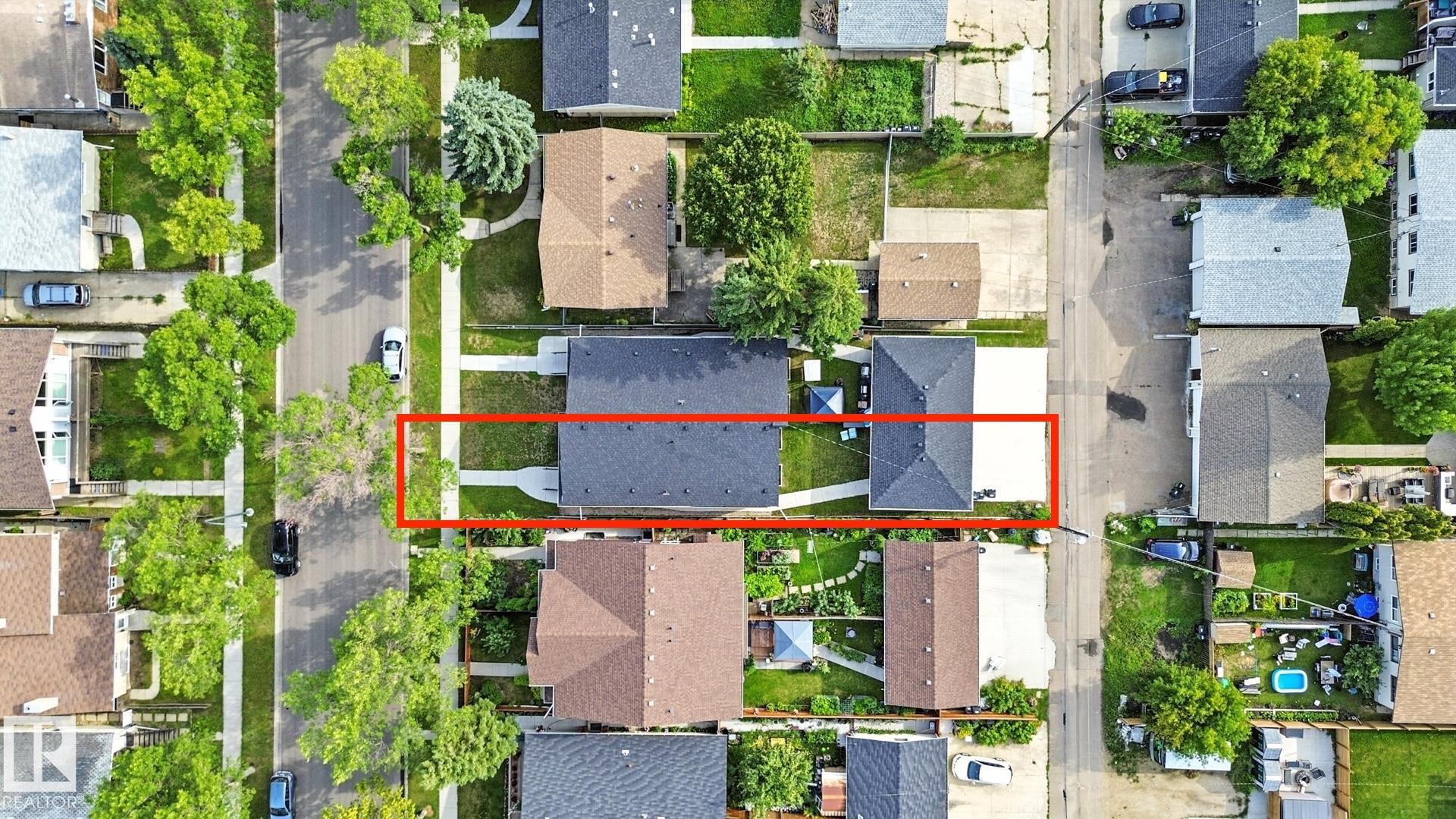 Photo 32 at 10438 154 Street NW, Canora, Edmonton