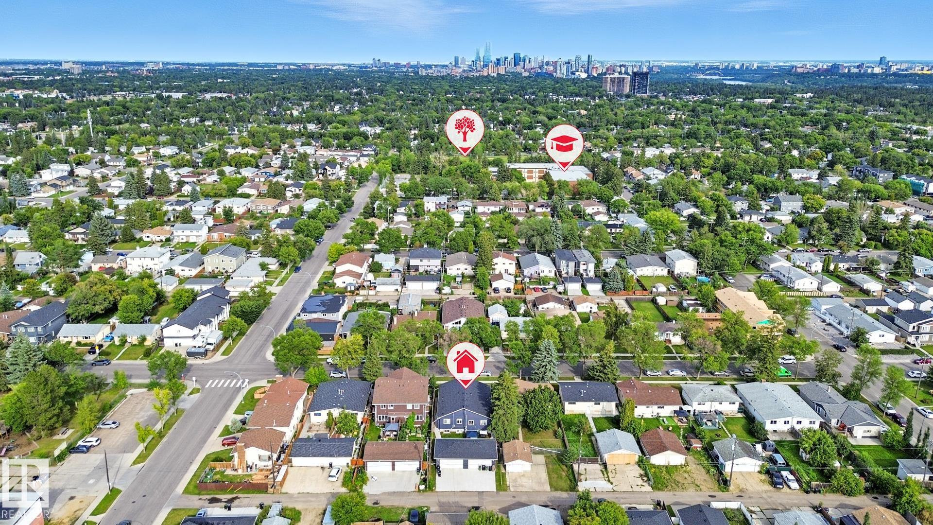 Photo 34 at 10438 154 Street NW, Canora, Edmonton