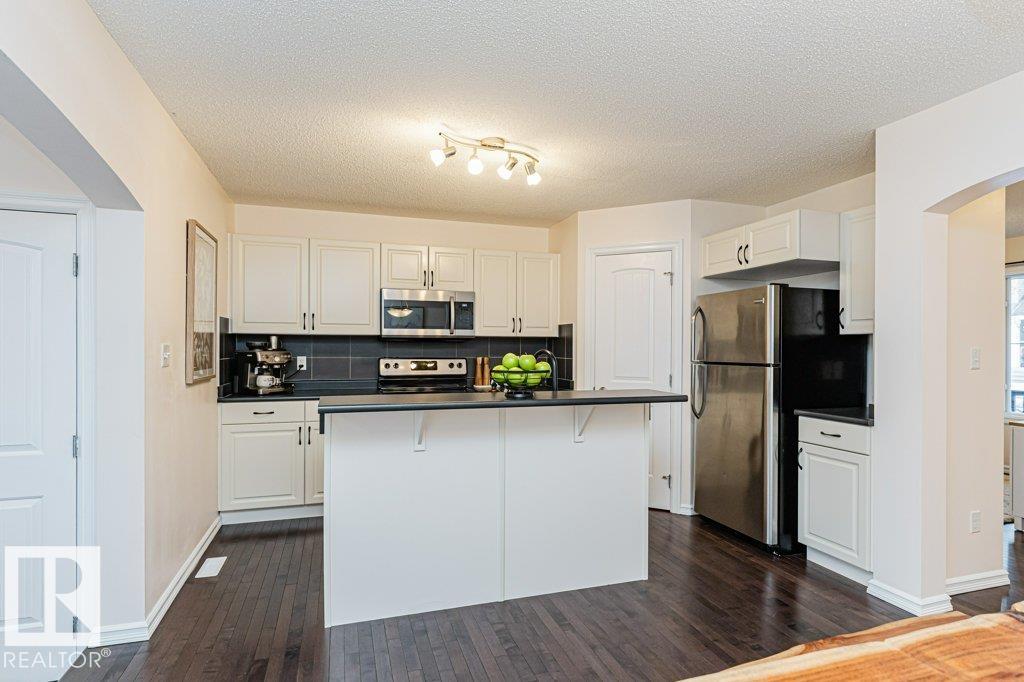 Photo 14 at 2828 21 Avenue NW, Laurel, Edmonton