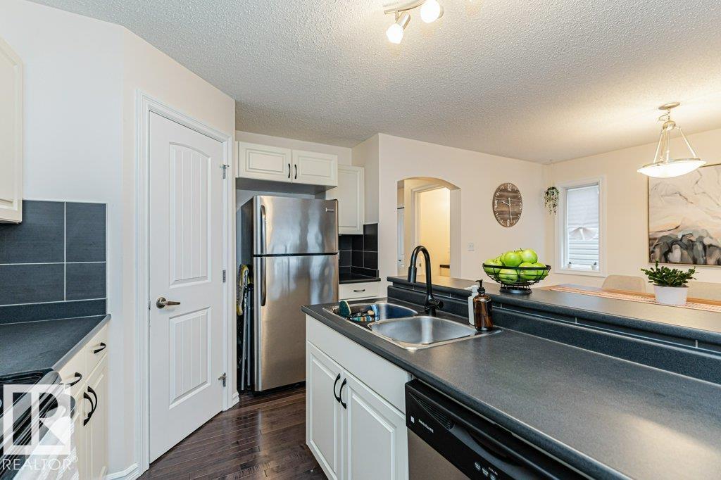 Photo 17 at 2828 21 Avenue NW, Laurel, Edmonton