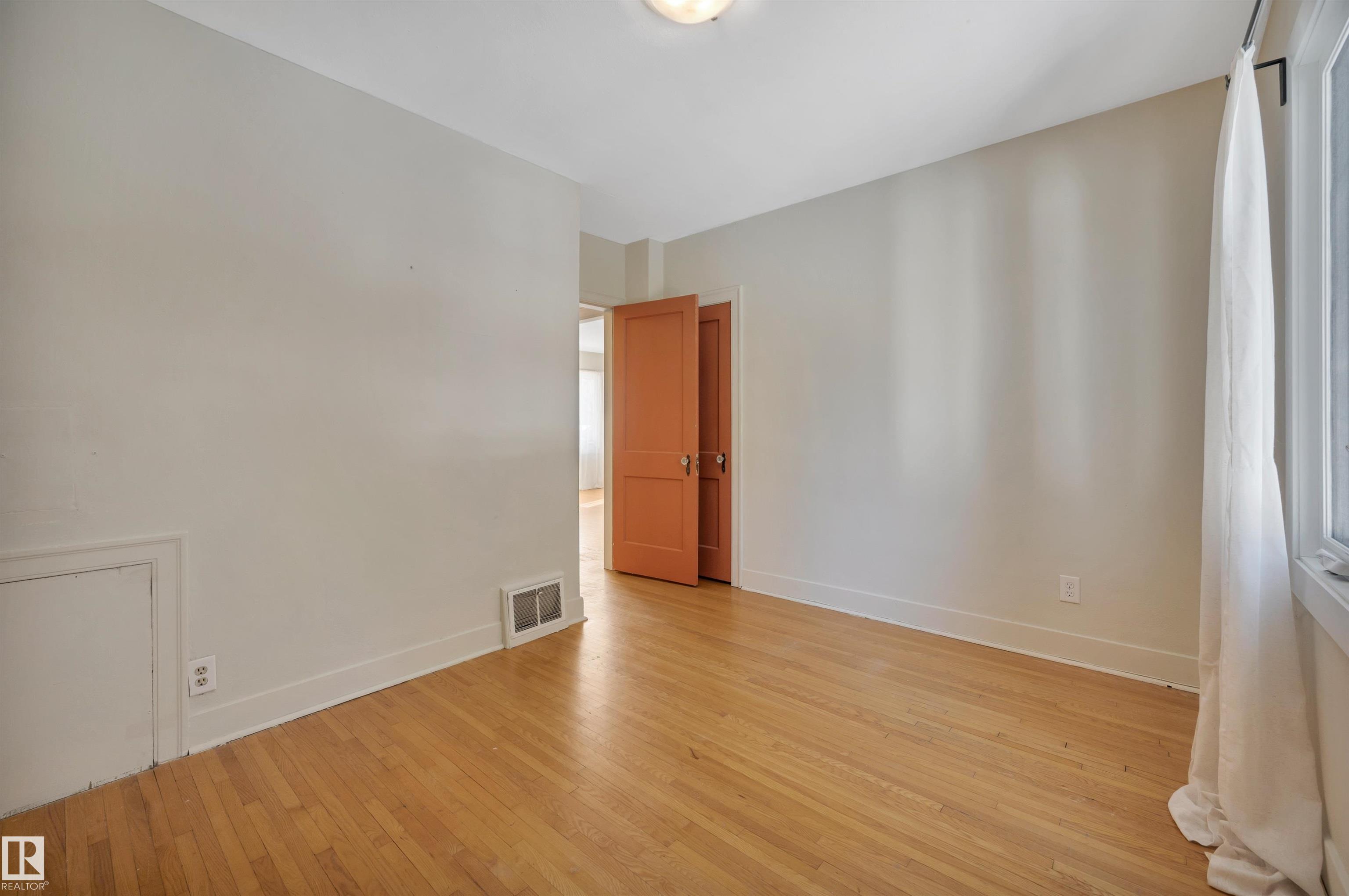 Photo 27 at 11608 91 Street NW, Alberta Avenue, Edmonton