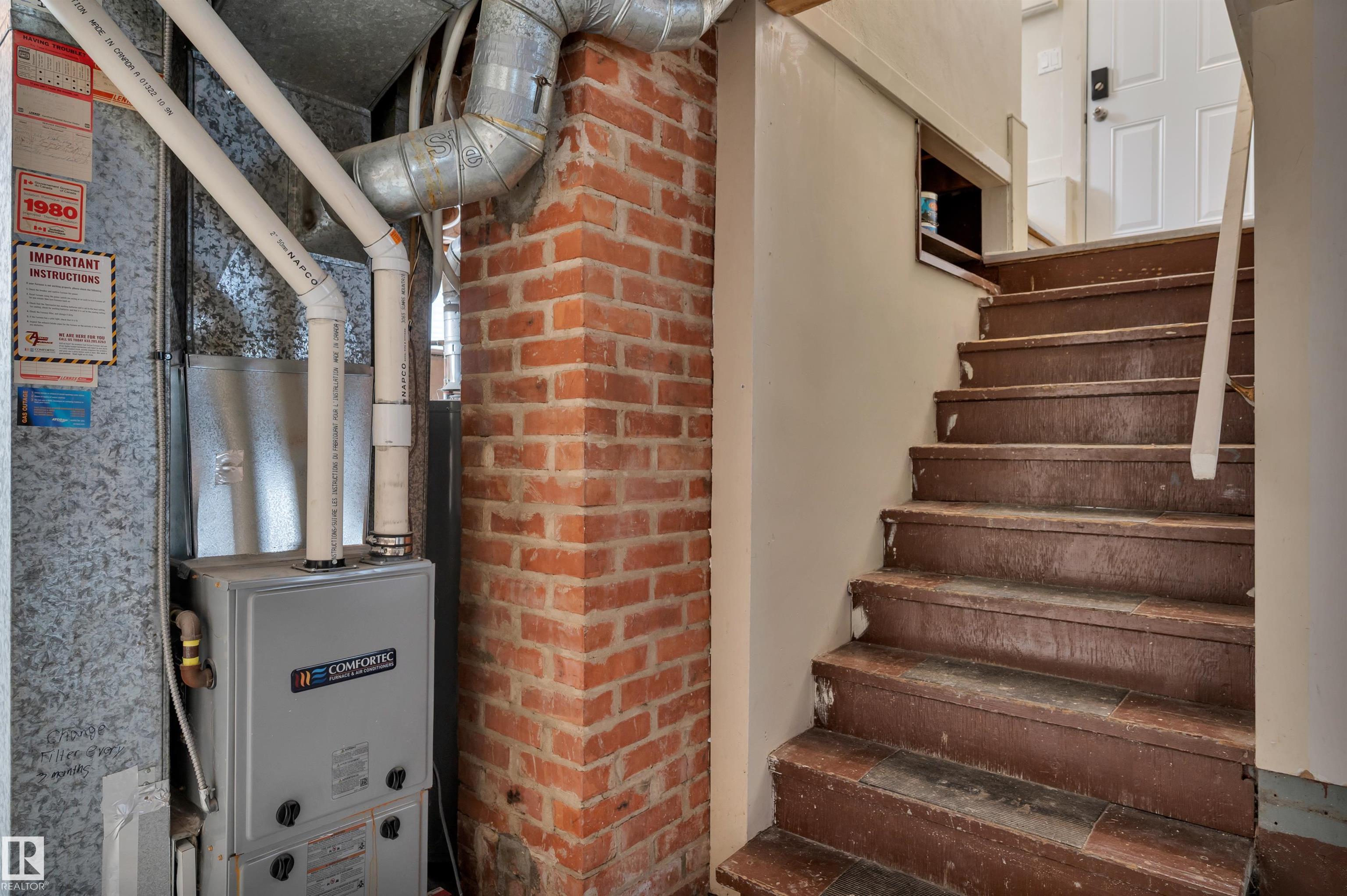 Photo 31 at 11608 91 Street NW, Alberta Avenue, Edmonton