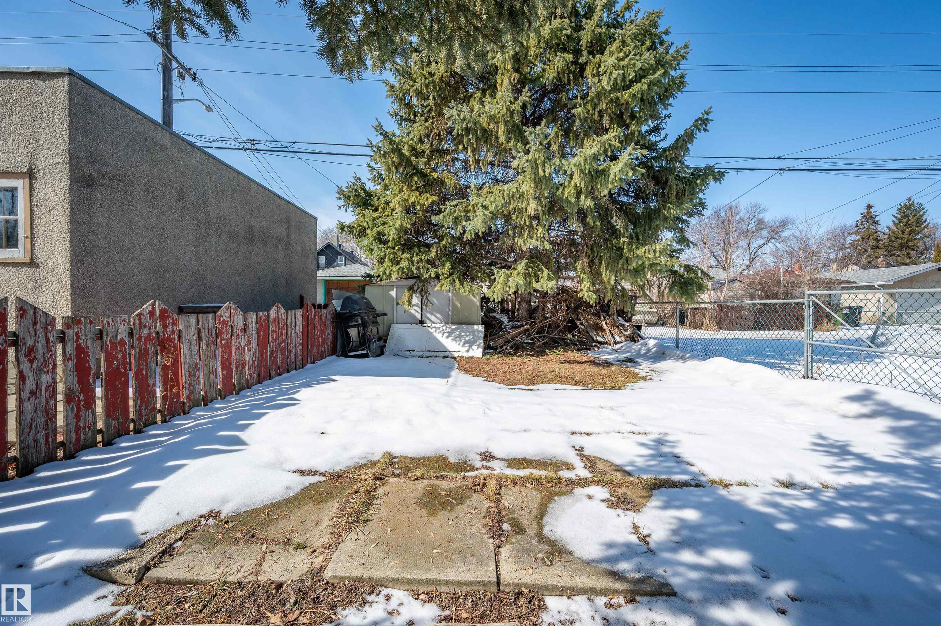 Photo 37 at 11608 91 Street NW, Alberta Avenue, Edmonton