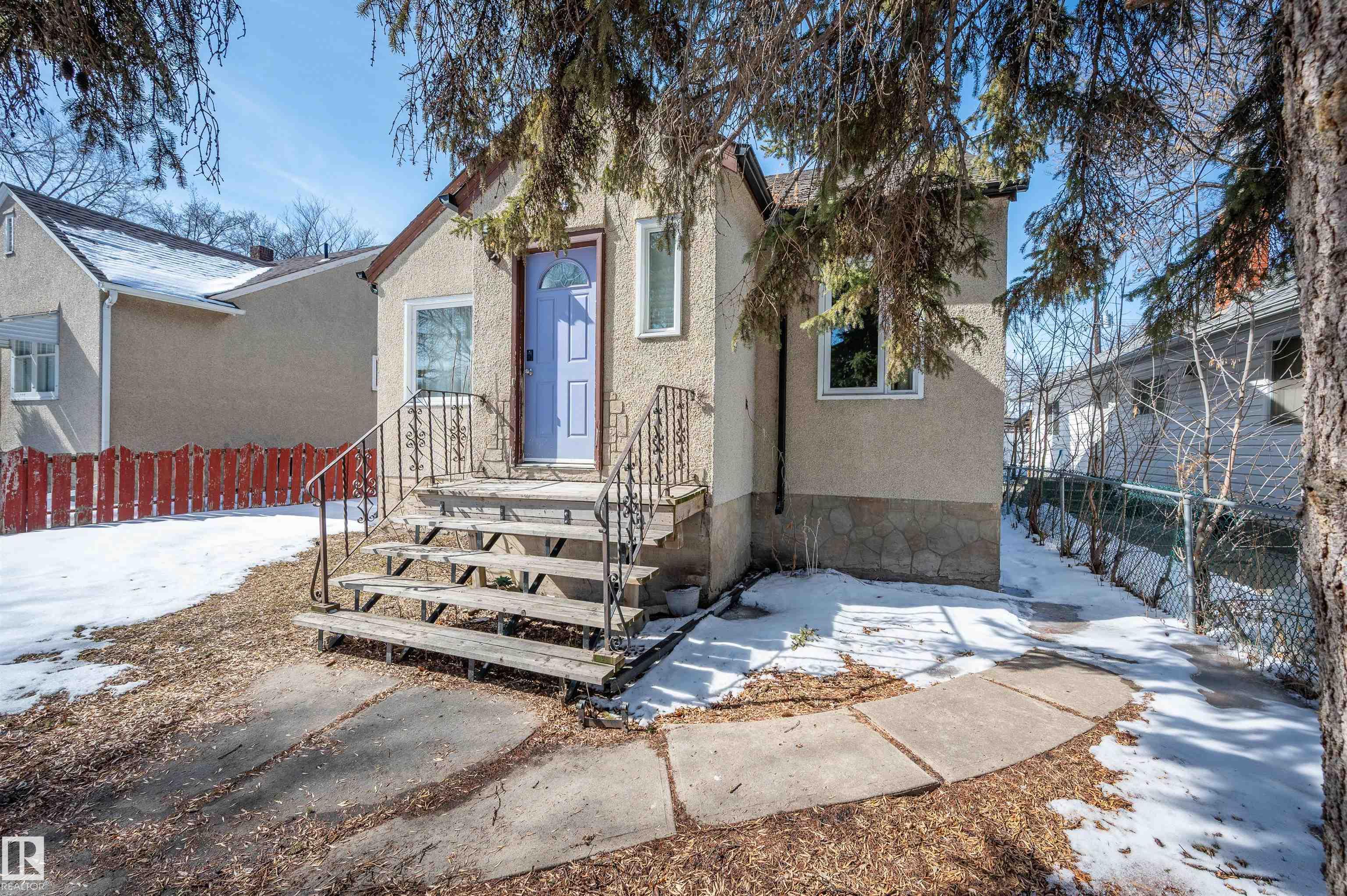 11608 91 Street NW, Alberta Avenue, Edmonton