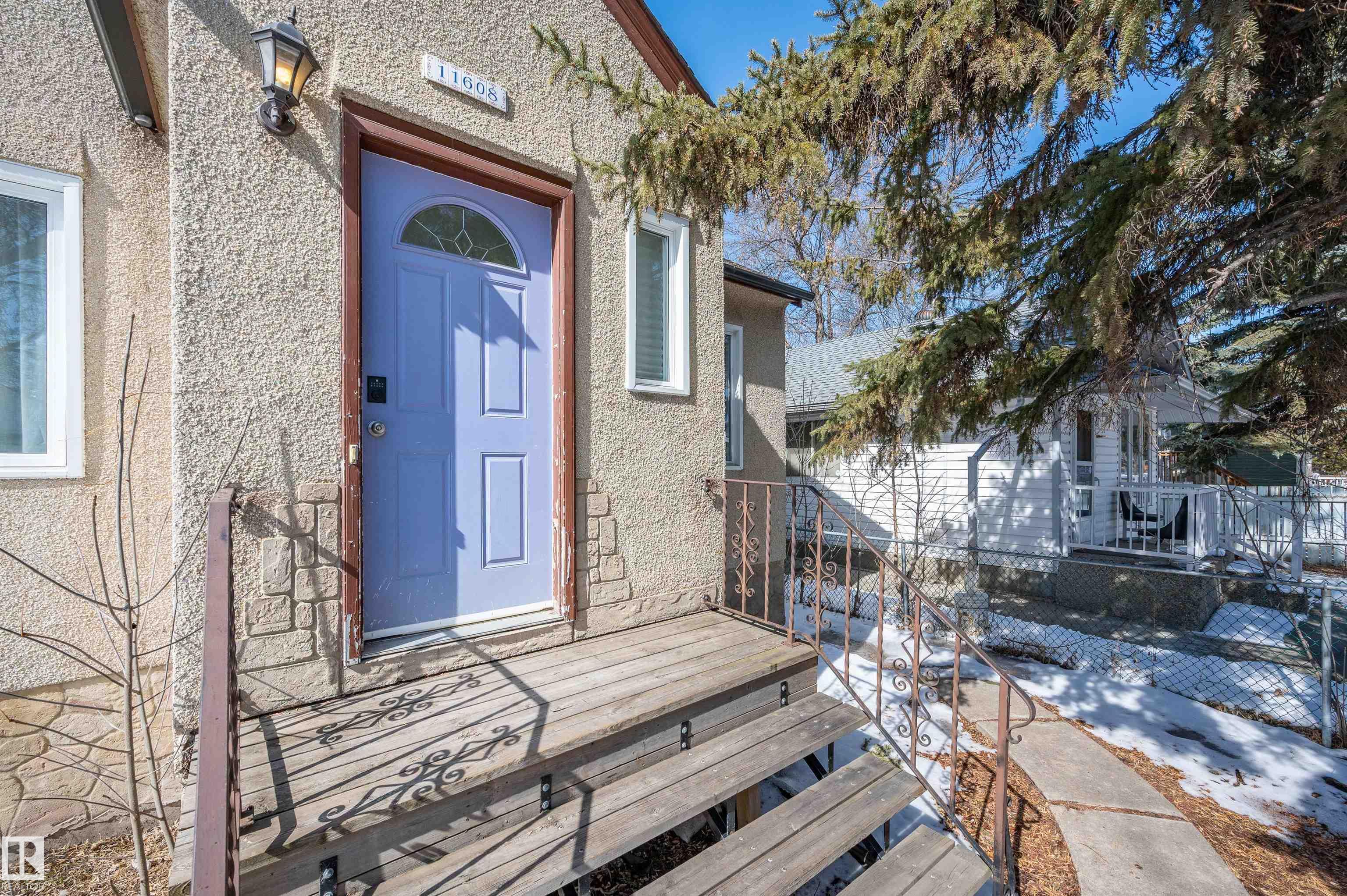 Photo 7 at 11608 91 Street NW, Alberta Avenue, Edmonton