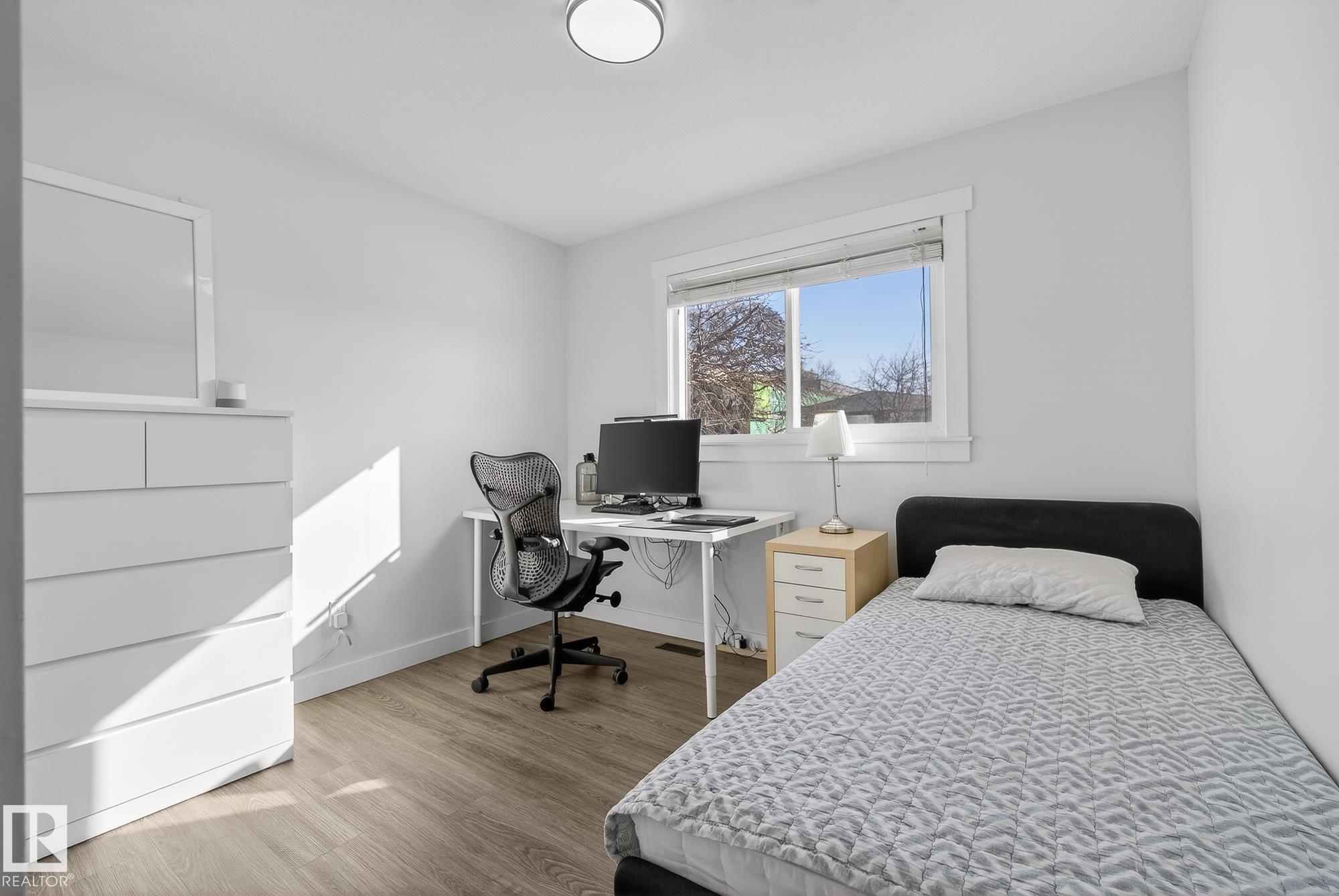 Photo 23 at 6034 105 Street NW, Pleasantview, Edmonton