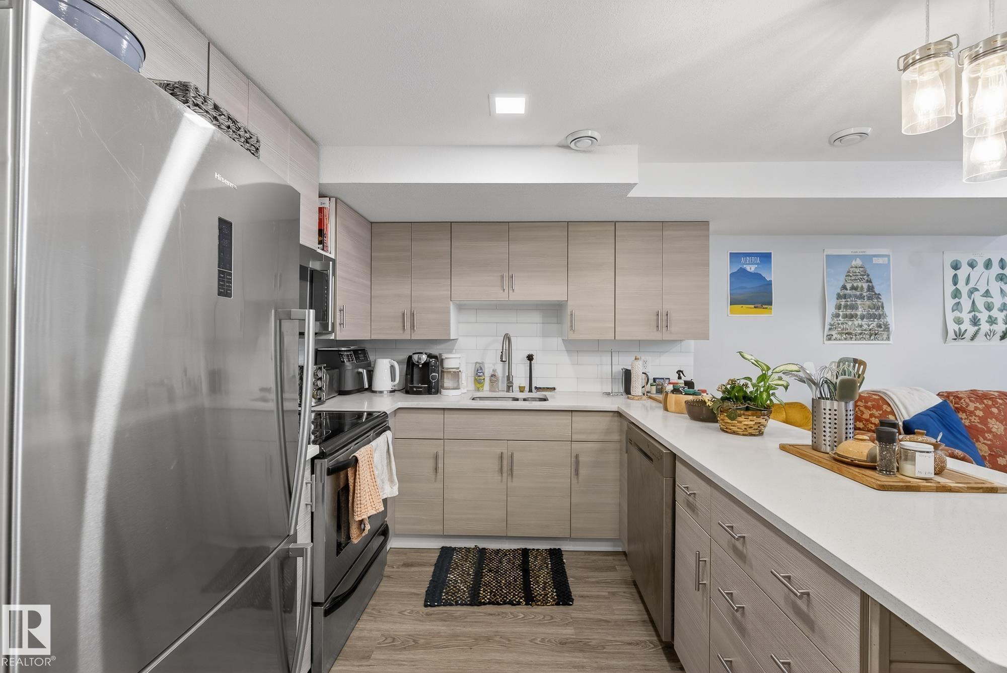 Photo 33 at 6034 105 Street NW, Pleasantview, Edmonton