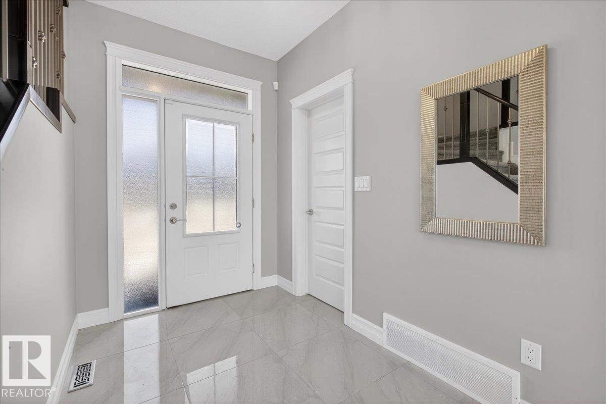 1380 Graydon Hill Way SW, Graydon Hill, Edmonton