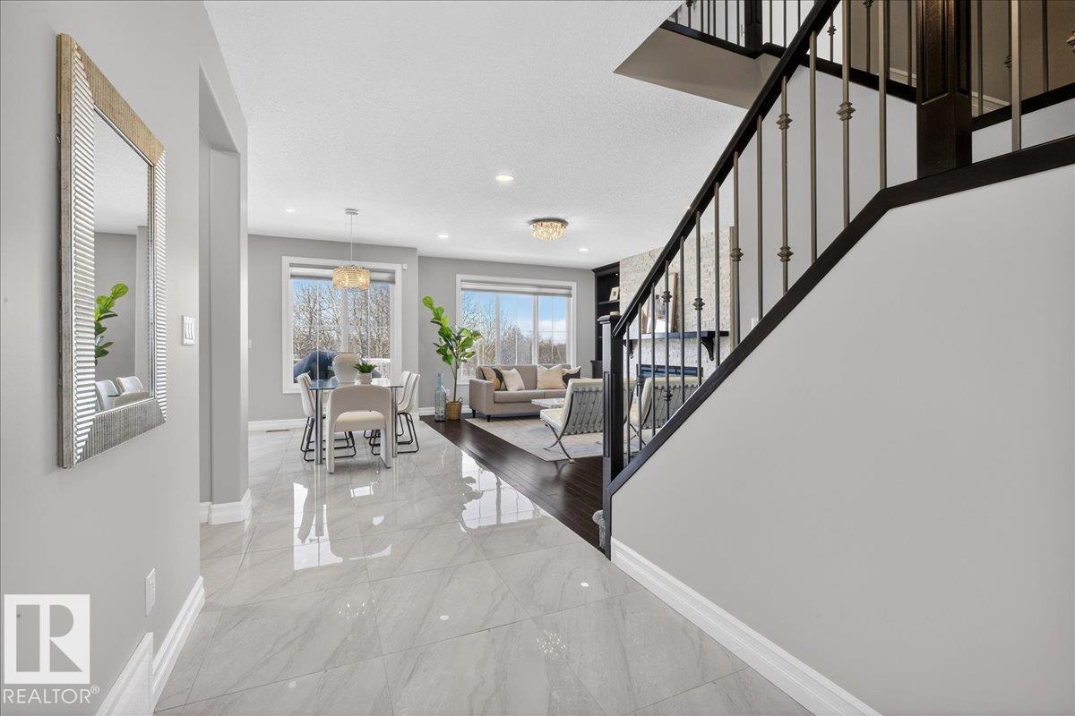 Photo 6 at 1380 Graydon Hill Way SW, Graydon Hill, Edmonton