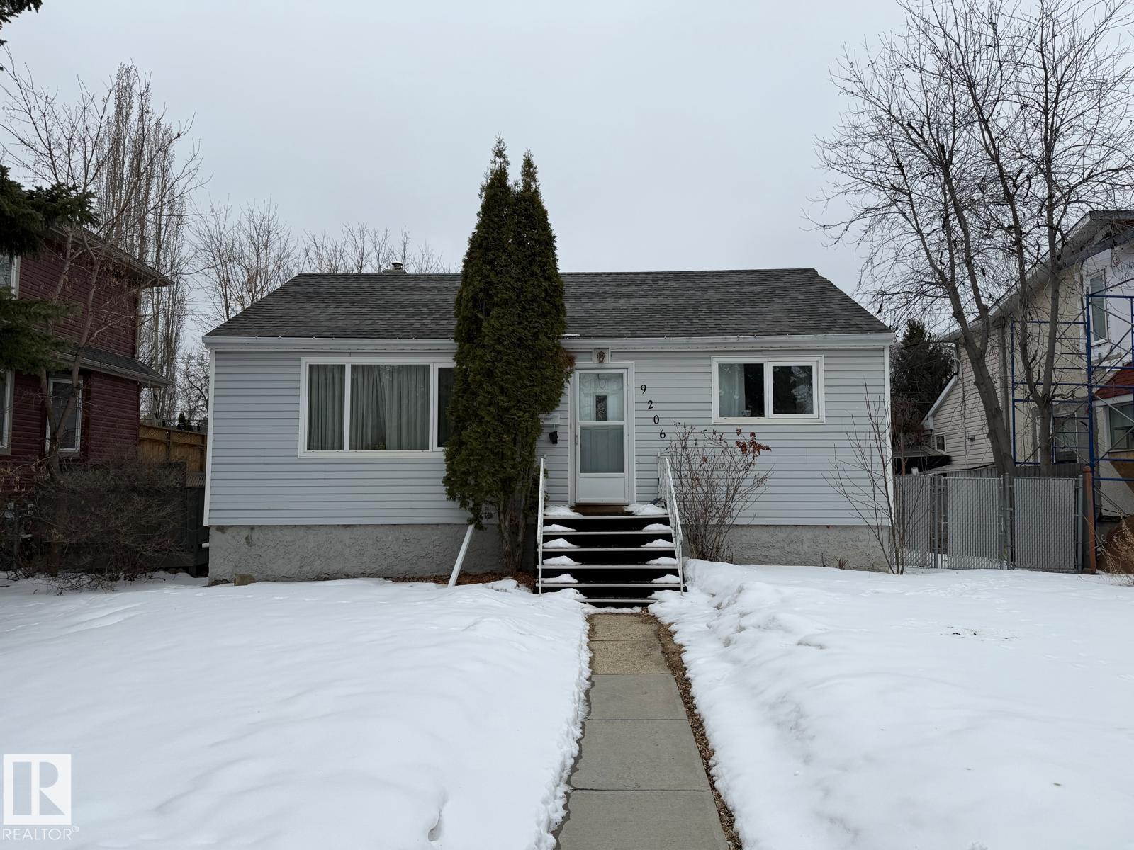 9206 / 9208 90 Street NW, Bonnie Doon, Edmonton