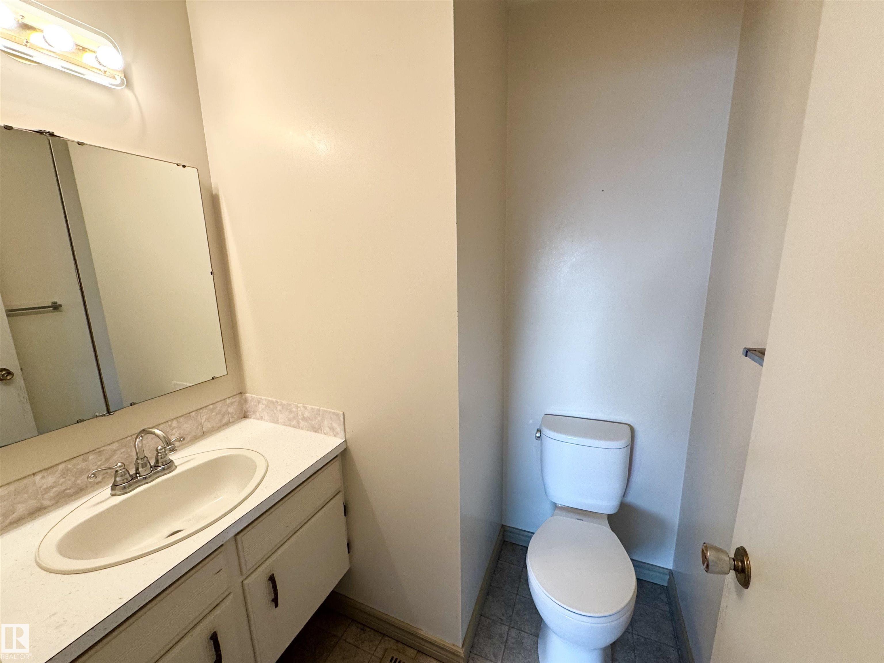 Photo 11 at 8507 35 Avenue NW, Richfield, Edmonton