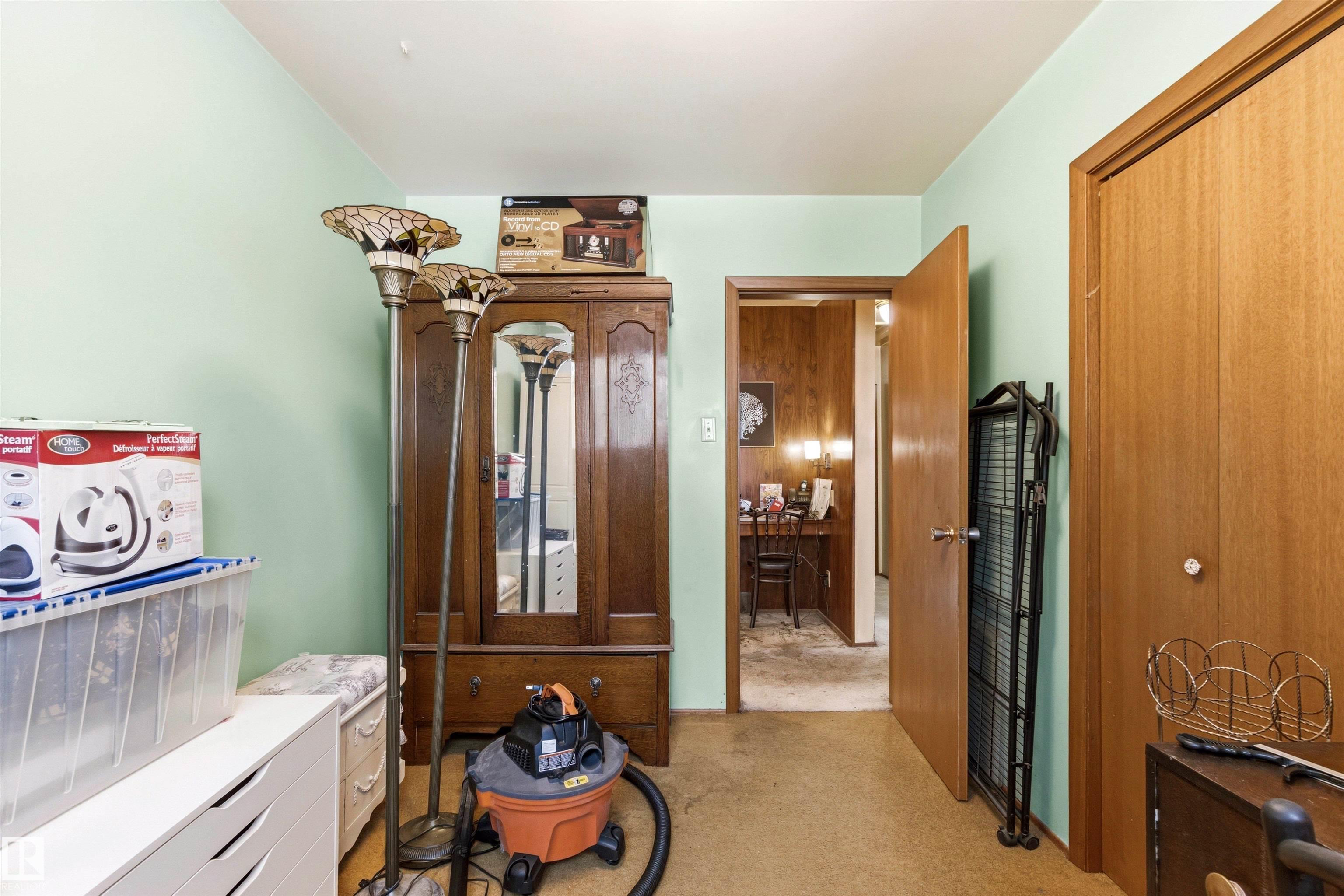 Photo 17 at 11712 43 Avenue NW, Royal Gardens, Edmonton