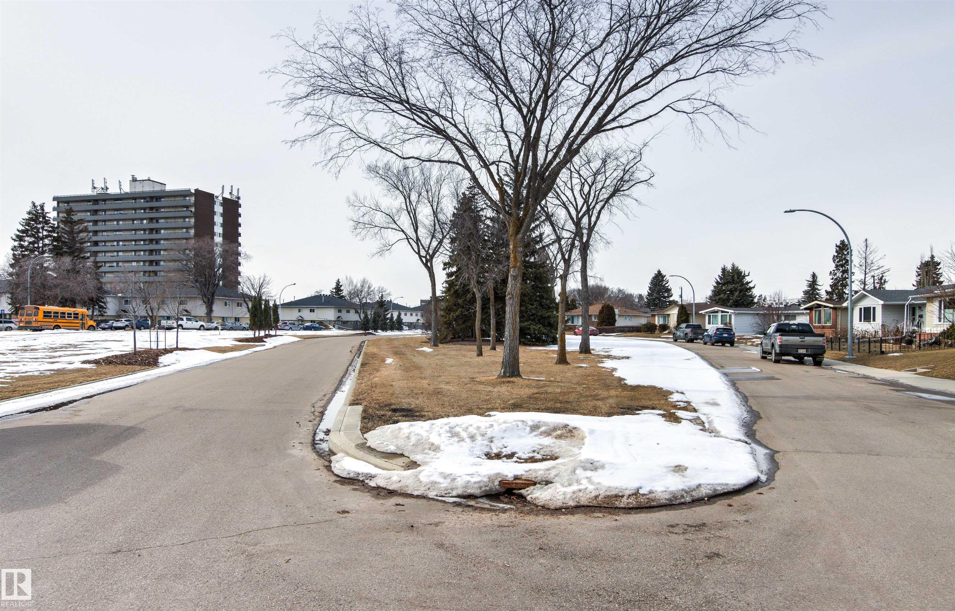 Photo 56 at 11712 43 Avenue NW, Royal Gardens, Edmonton