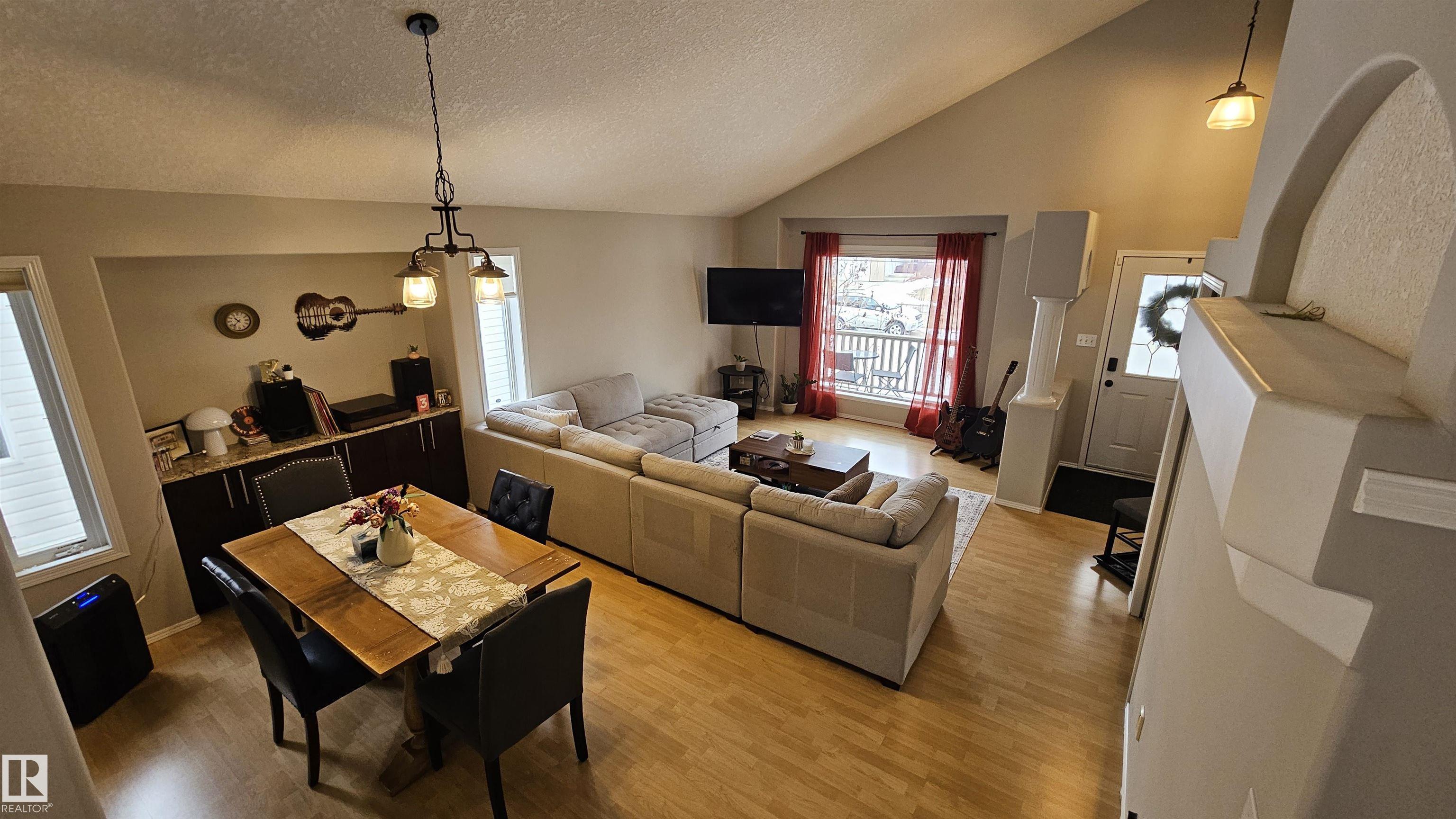 Photo 6 at 128 Chancery point(e), Charlton Heights, Sherwood Park