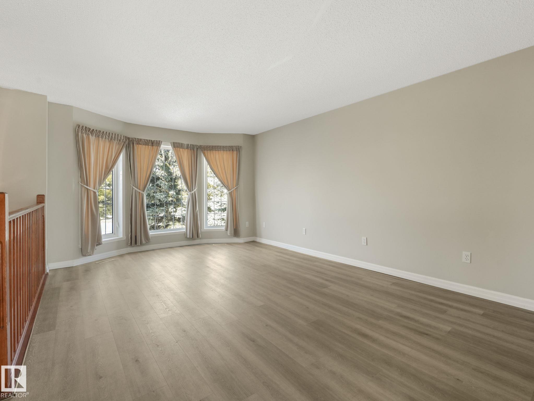 Photo 12 at 337 - 51369 Rge Road 225, Hansen Estates, Rural Strathcona County