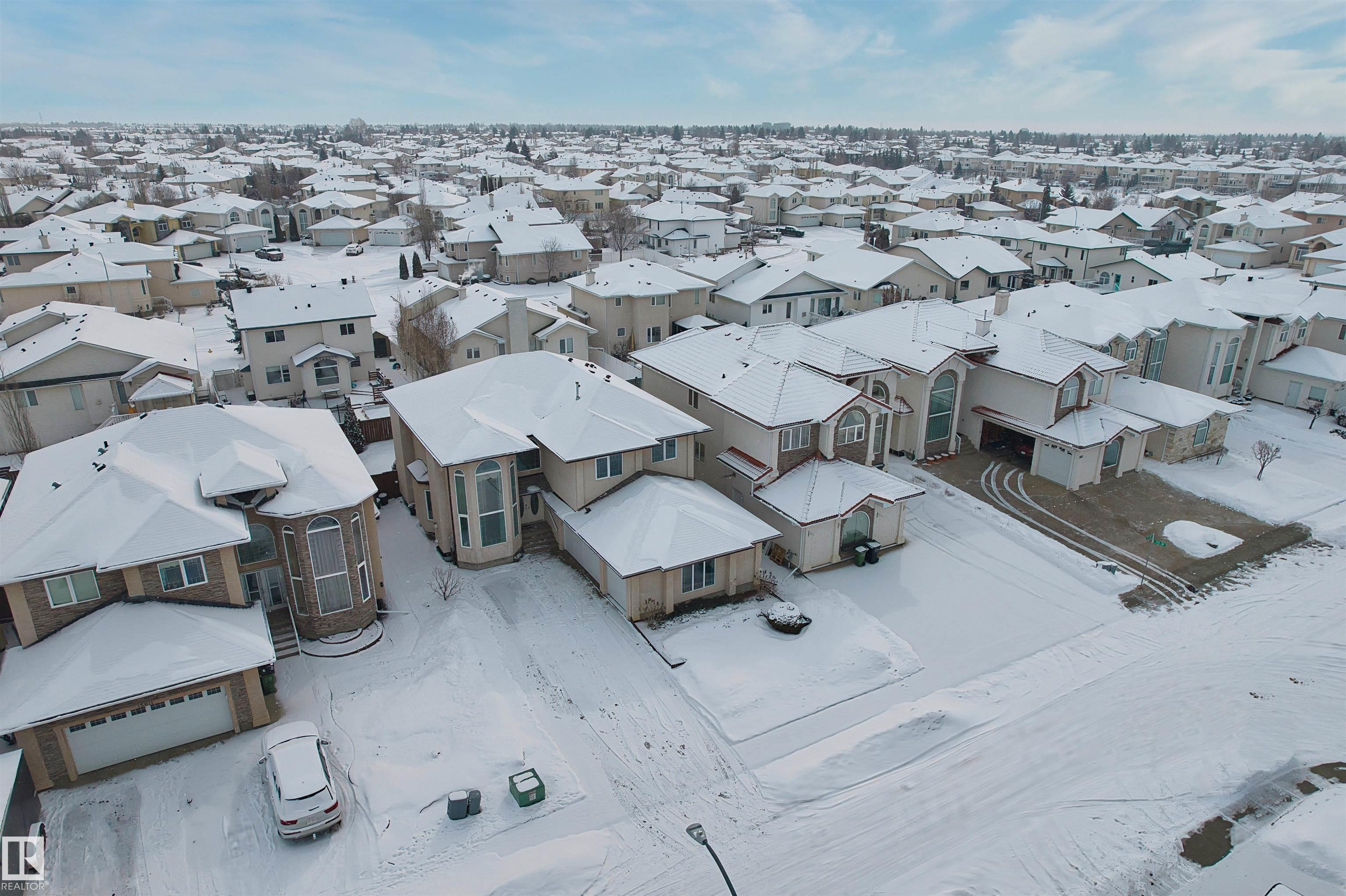 Photo 40 at 15907 91 Street NW, Eaux Claires, Edmonton