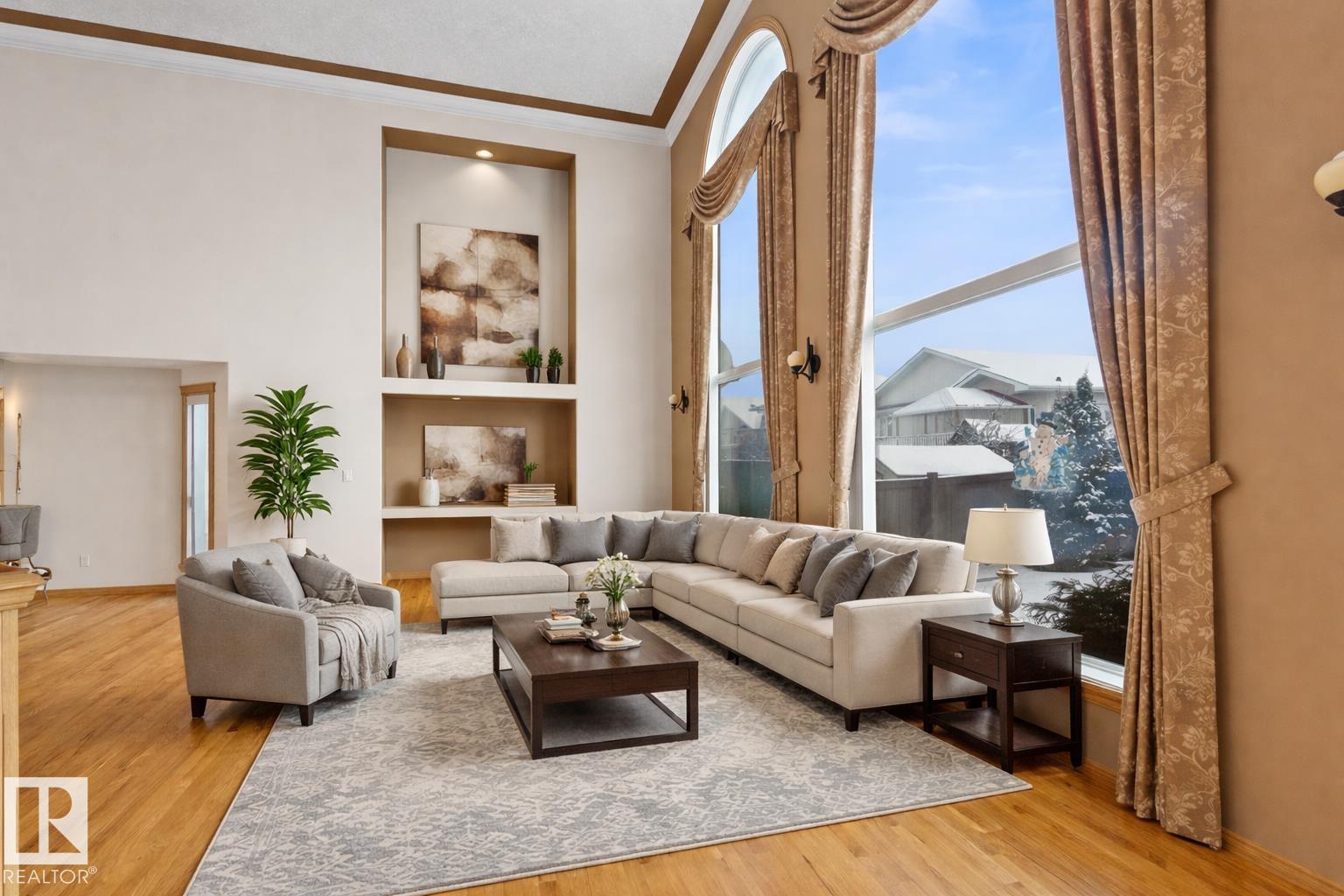 15907 91 Street NW, Eaux Claires, Edmonton