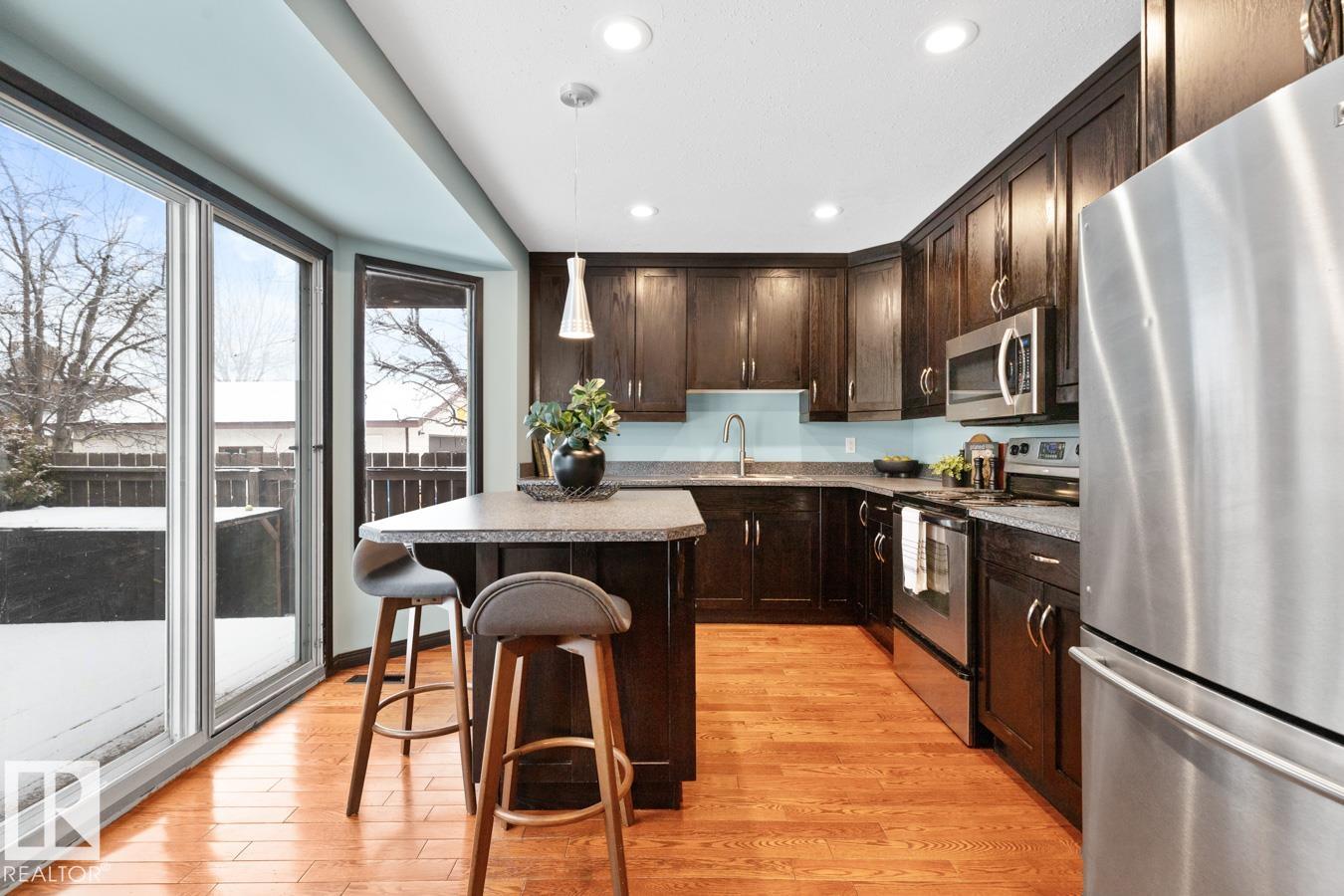 Photo 8 at 3910 39 Street, South Park, Leduc