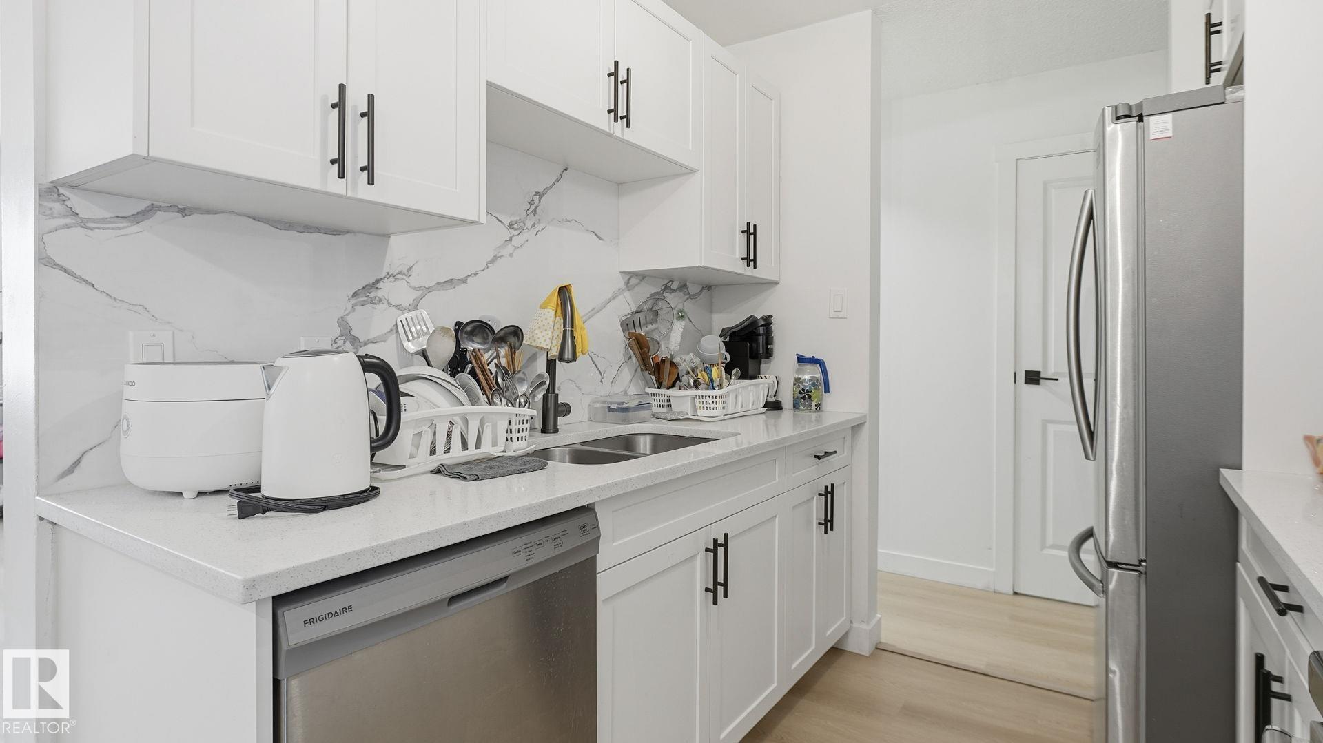 Photo 14 at 20C Callingwood Court NW, Callingwood North, Edmonton