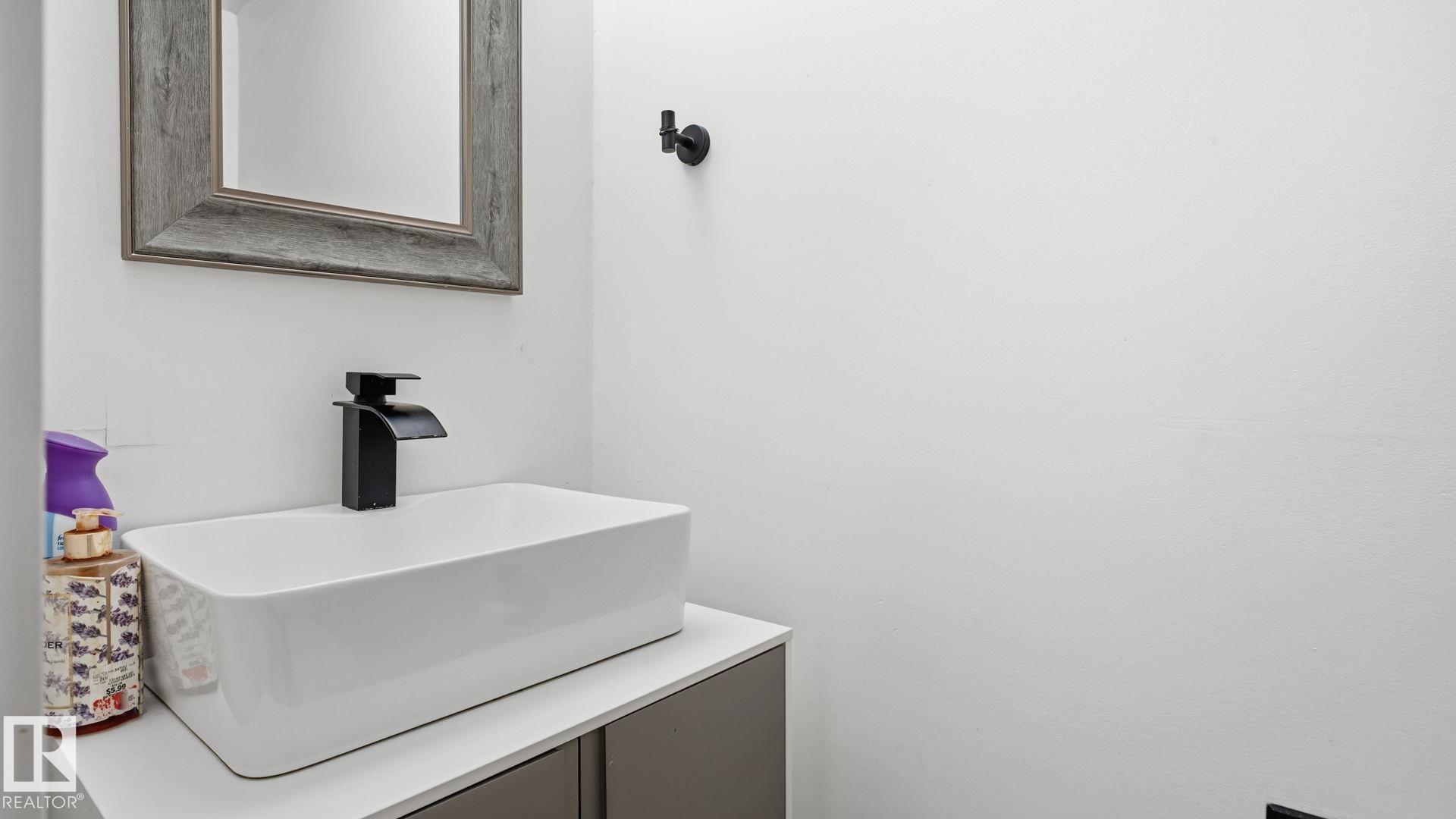 Photo 18 at 20C Callingwood Court NW, Callingwood North, Edmonton